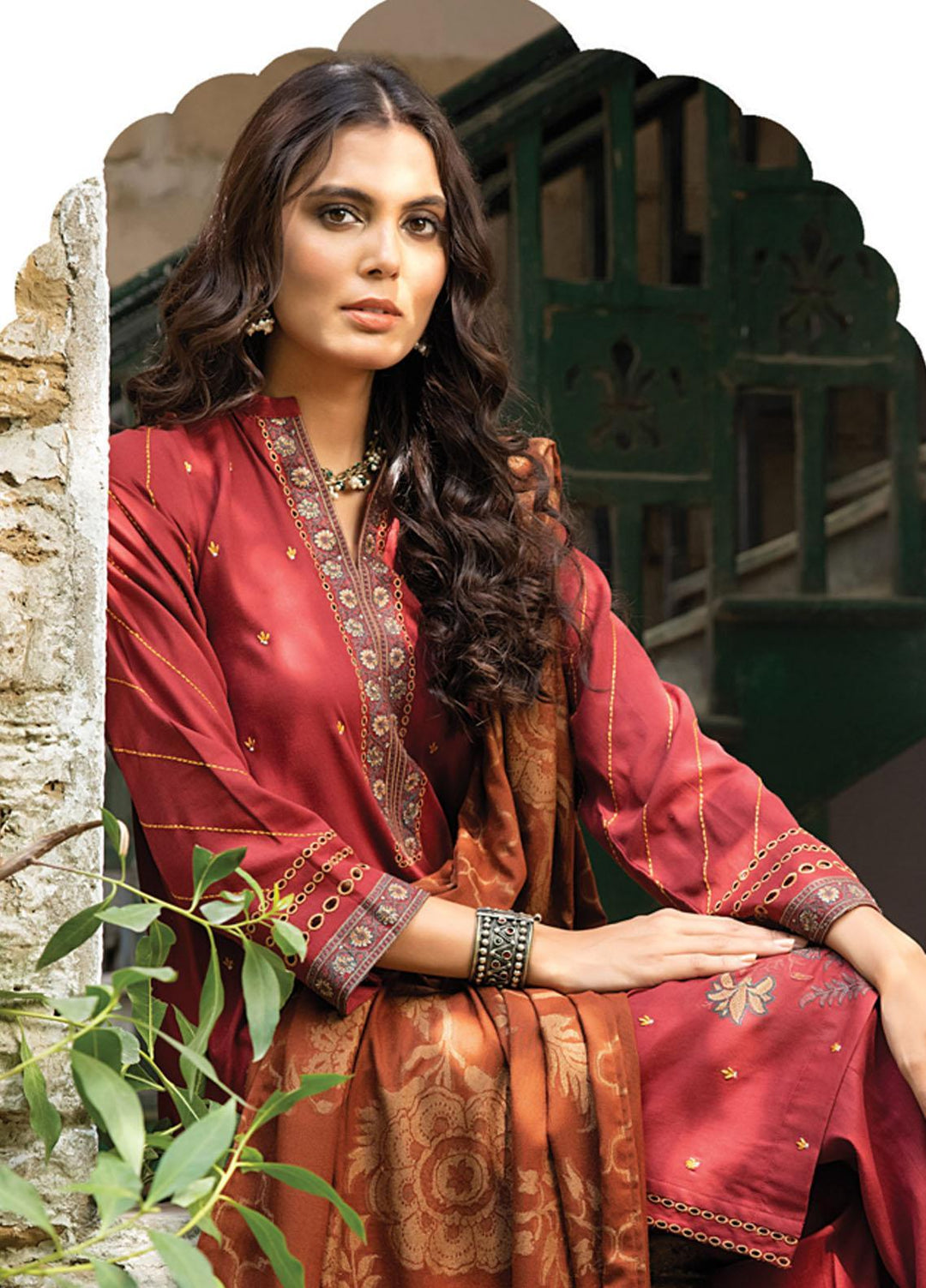 Lakhany Embroidered Slub Suits Unstitched 3 Piece LSM22W WES-SA-0120 - Winter Collection