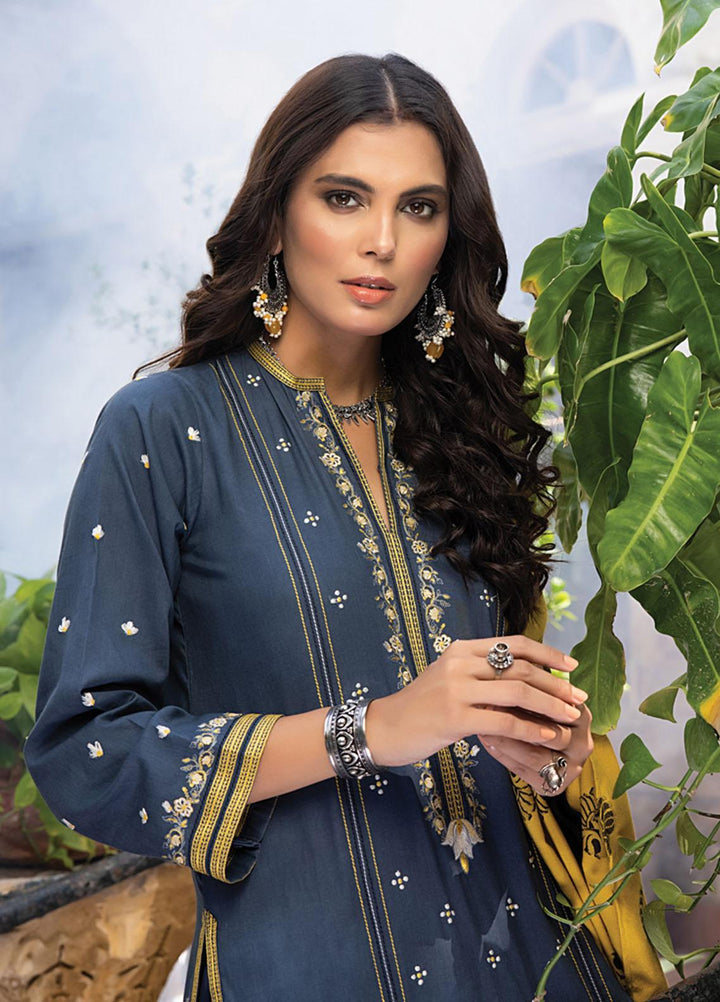 Lakhany Embroidered Slub Suits Unstitched 3 Piece LSM22W WES-SR-0039 - Winter Collection