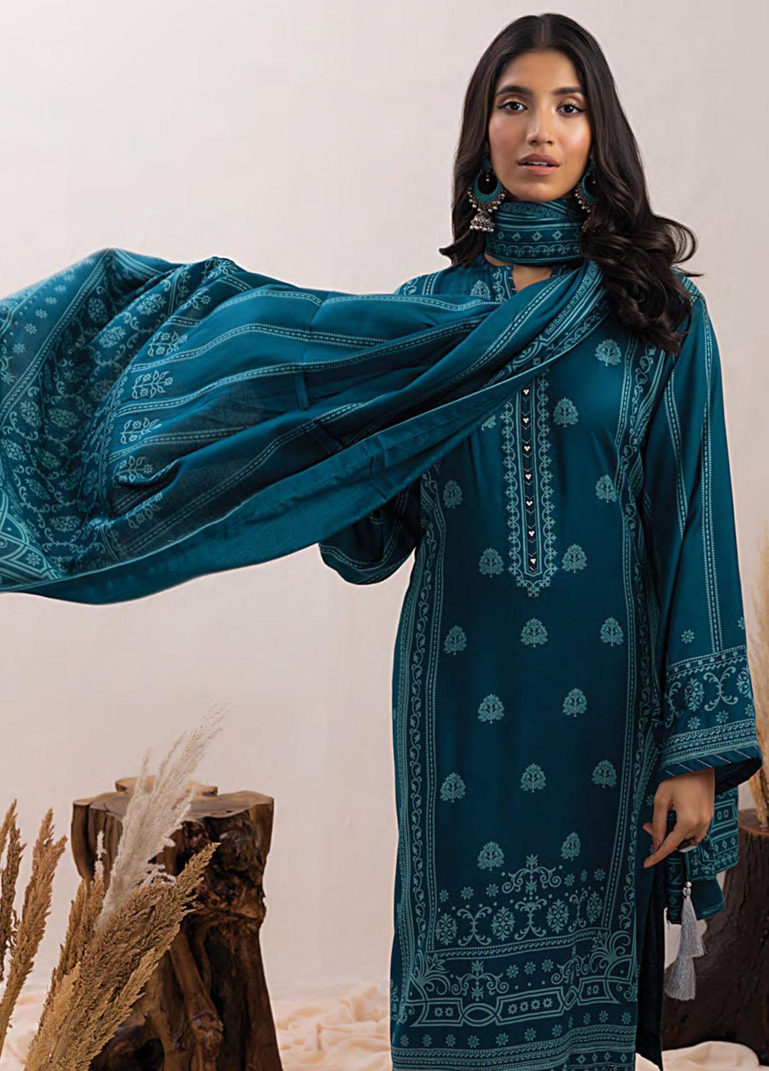 Lakhany Printed Pashmina Suits Unstitched 3 Piece LSM23PP LG-IZ-0019-B - Winter Collection