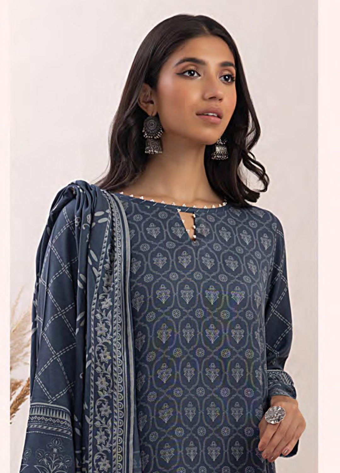 Lakhany Printed Pashmina Suits Unstitched 3 Piece LSM23PP LG-RM-0012-B - Winter Collection