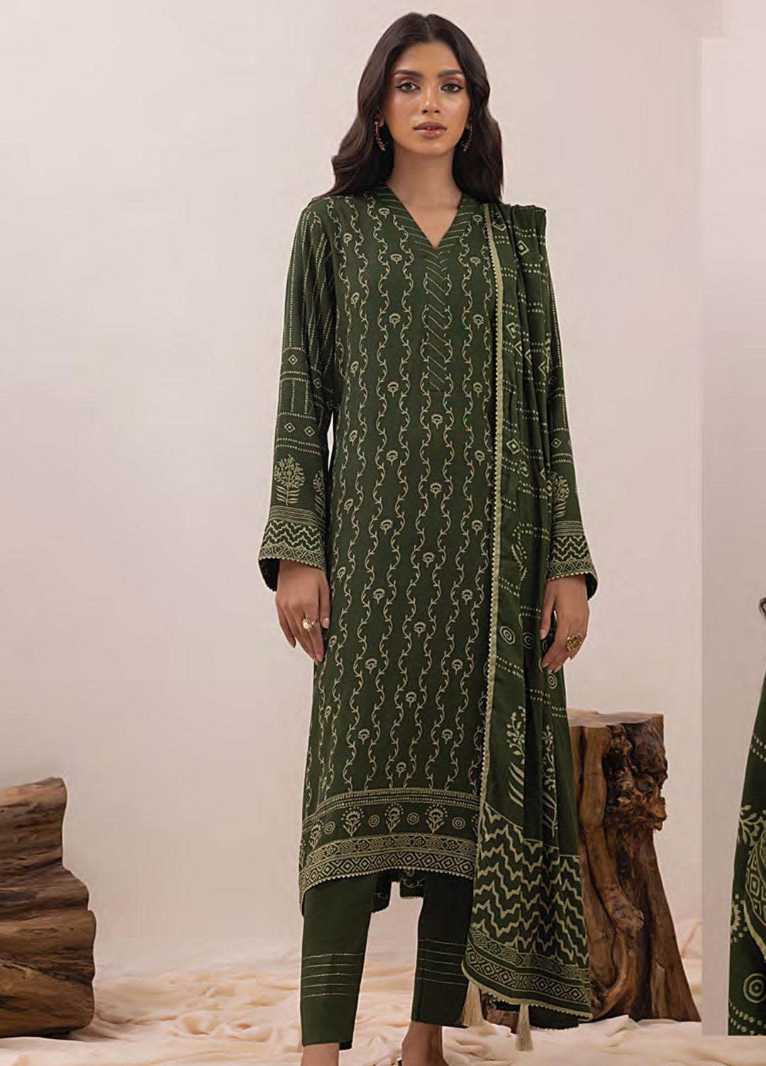 Lakhany Printed Pashmina Suits Unstitched 3 Piece LSM23PP LG-ZH-0094-A - Winter Collection