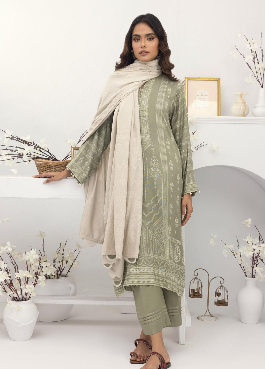Lakhany Printed Pashmina Suits Unstitched 3 Piece LSM23PS LG-AM-0028-B - Winter Collection