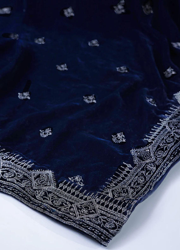 Lakhany Embroidered  Velvet  Shawls LSM22VS LSM-2897 - Velvet Shawls