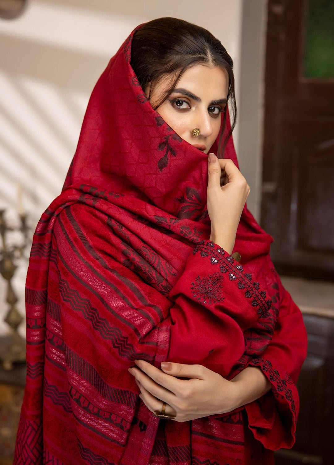 Lakhany Embroidered Slub Suits Unstitched 3 Piece LSM23WS LG-RM-0075 - Winter Collection