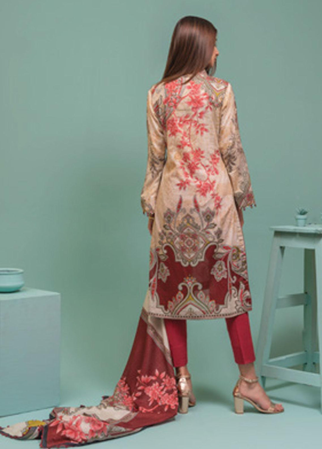 Lamha by Tarzz Printed Lawn Suits Unstitched 2 Piece TZ21L SS-2-05 - Spring / Summer Collection