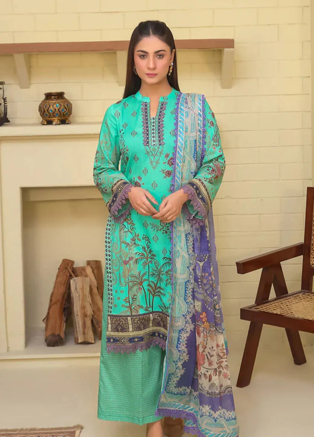 Lamorado Printed Lawn Suit Unstitched 3 Piece LMD25LP LWSU-25P307 - Summer Collection