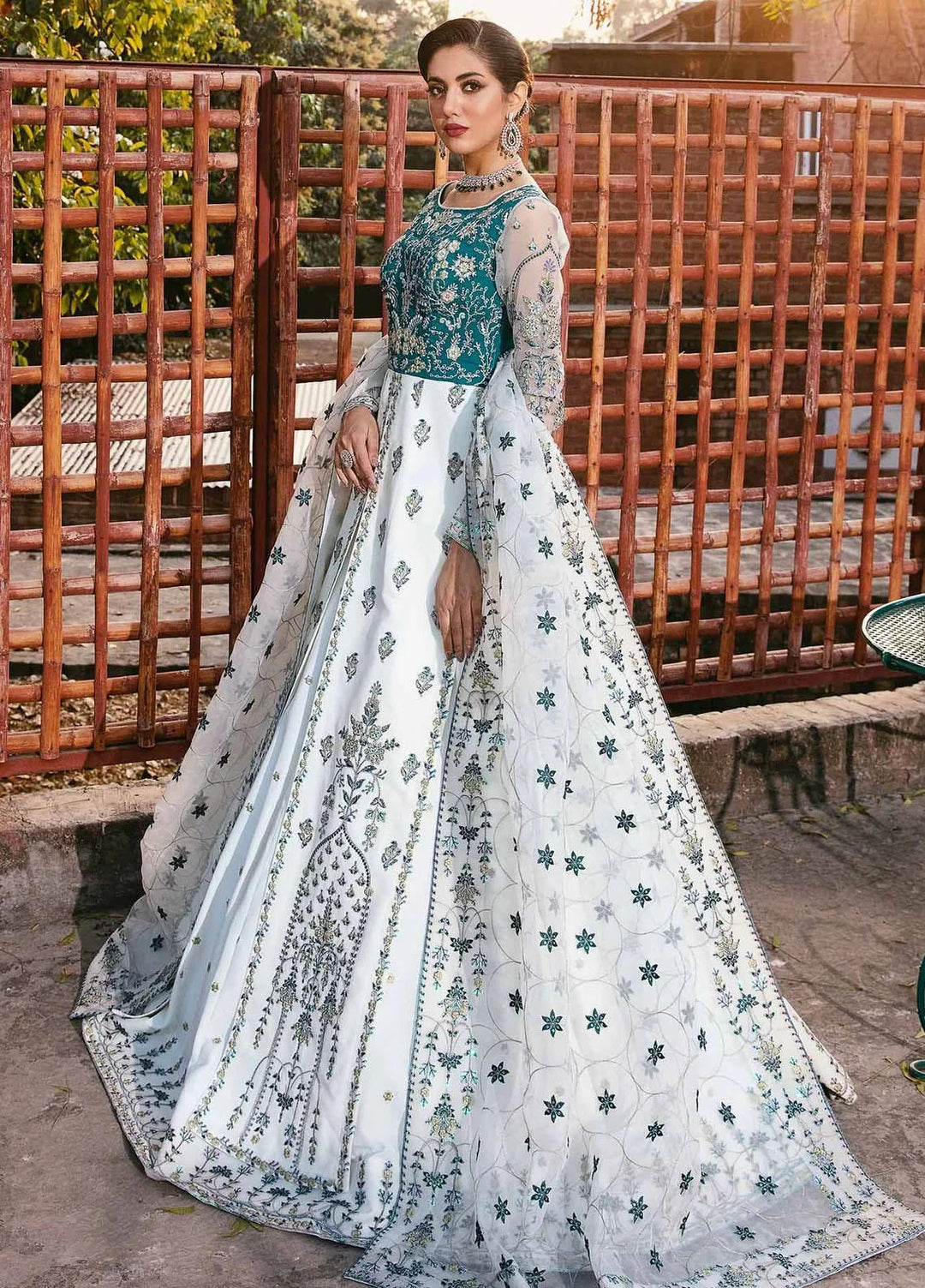 Layali Formals By Akbar Aslam Embroidered Organza Suits Unstitched 4 Piece AA23L Sedna - Luxury Formal Collection