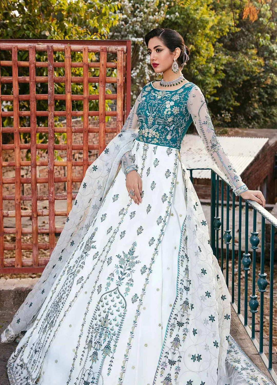 Layali Formals By Akbar Aslam Embroidered Organza Suits Unstitched 4 Piece AA23L Sedna - Luxury Formal Collection