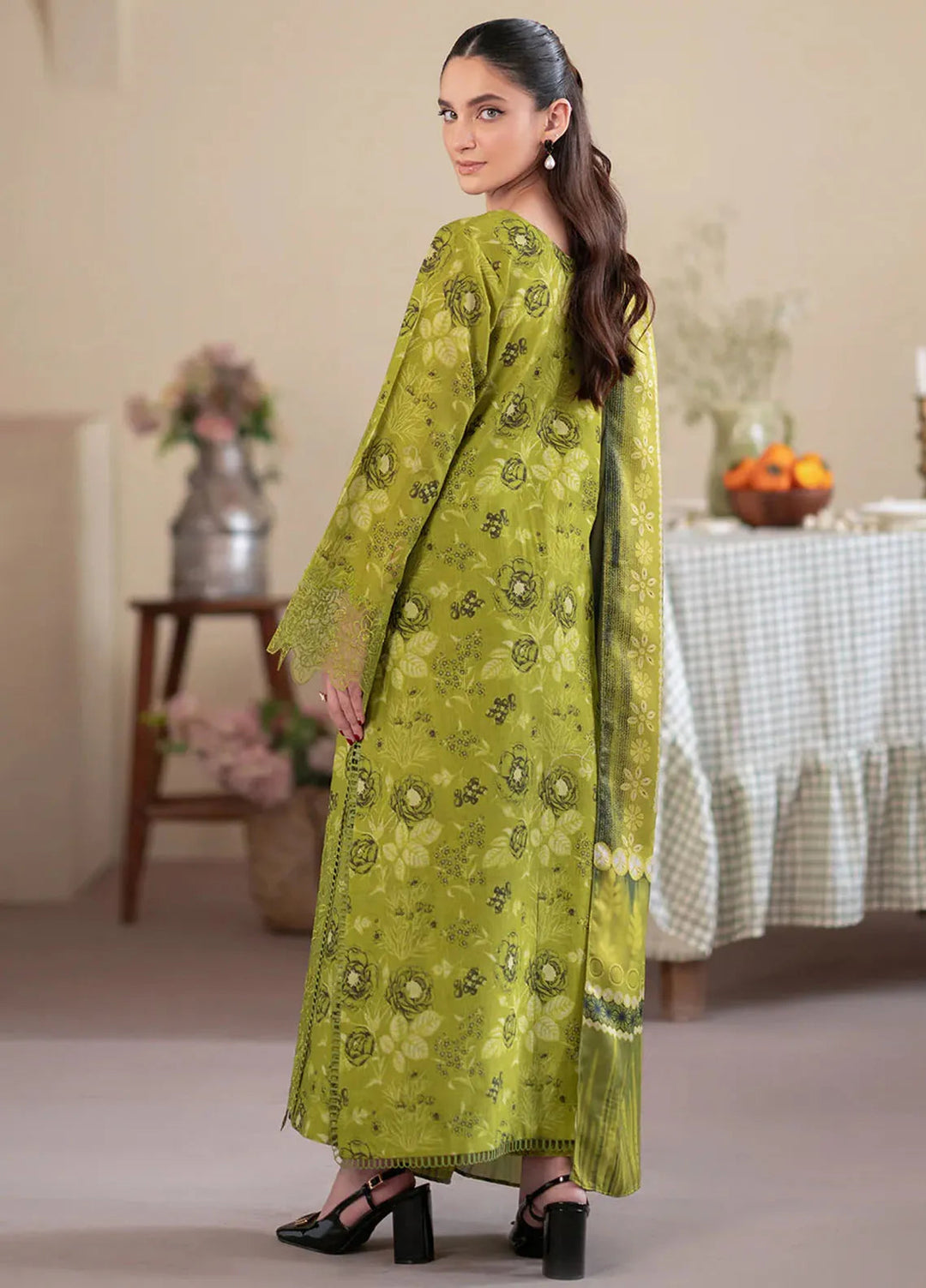 Leila by Mahnur Embroidered Khaddar Suit Unstitched 3 Piece MN24L Cedar - Winter Collection