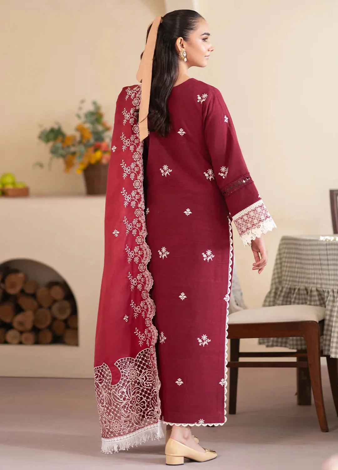 Leila by Mahnur Embroidered Khaddar Suit Unstitched 3 Piece MN24L Selene - Winter Collection