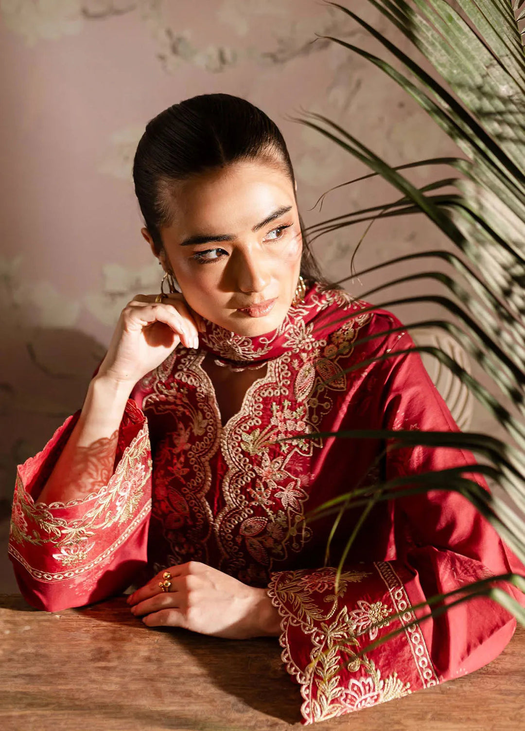 Leila by Mahnur Embroidered Lawn Suits Unstitched 3 Piece MN24LP D-07 Rosalie - Summer Collection