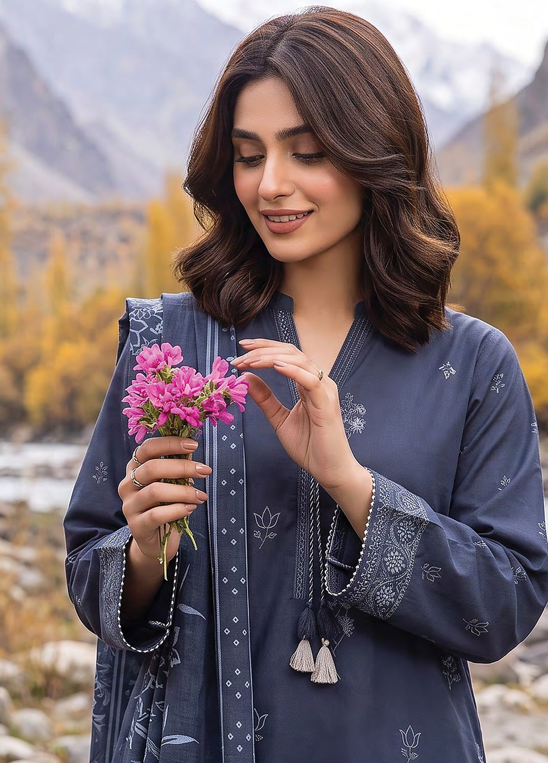 Lakhany Unstitched Printed Pashmina 3 Piece Suit LSM26UP LG-RL-0518-C - Casual Collection