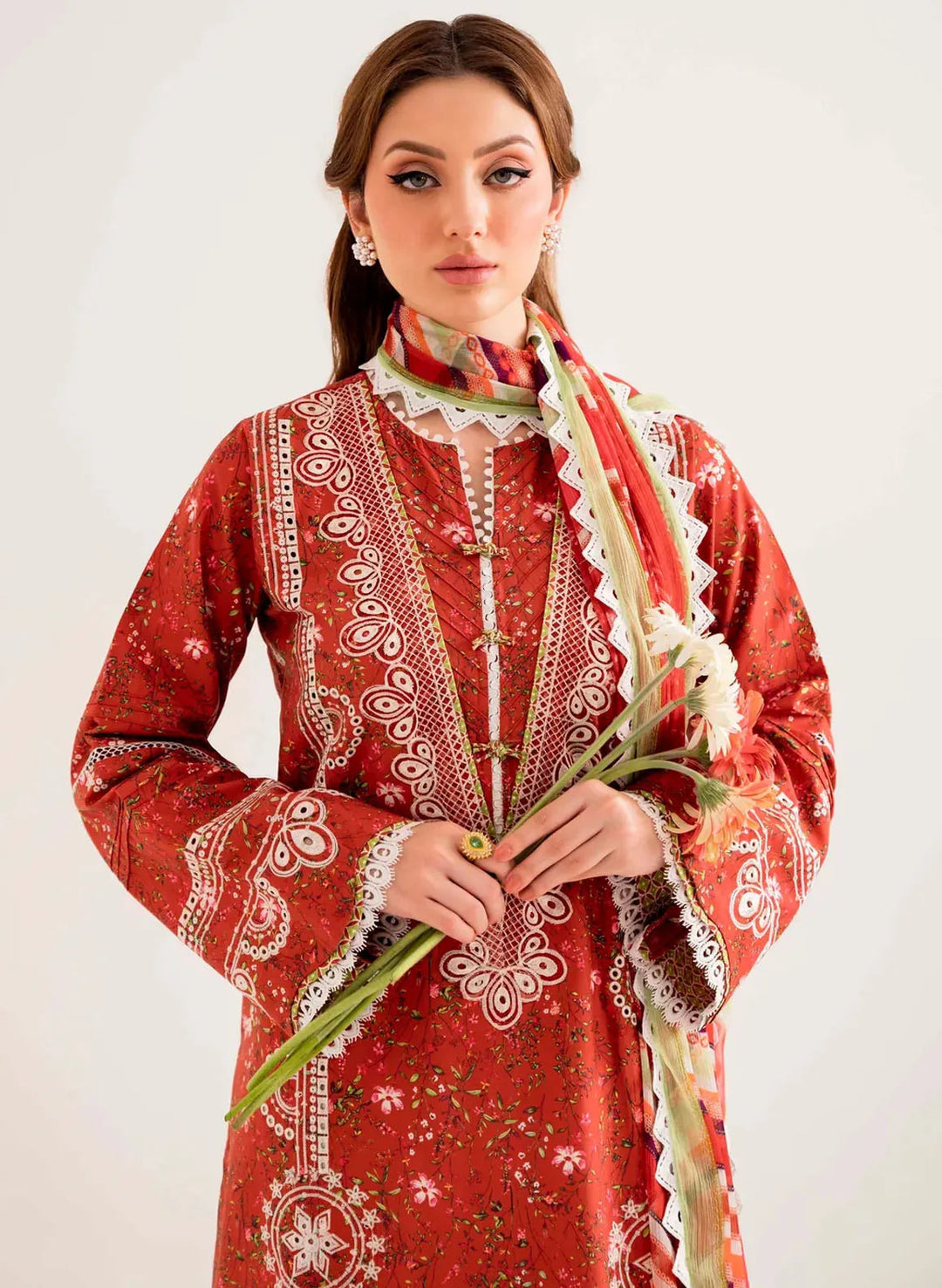 Lila by Sable Vogue Embroidered Lawn Suit Unstitched 3 Piece SV24LI SAL-01-24 - Summer Collection