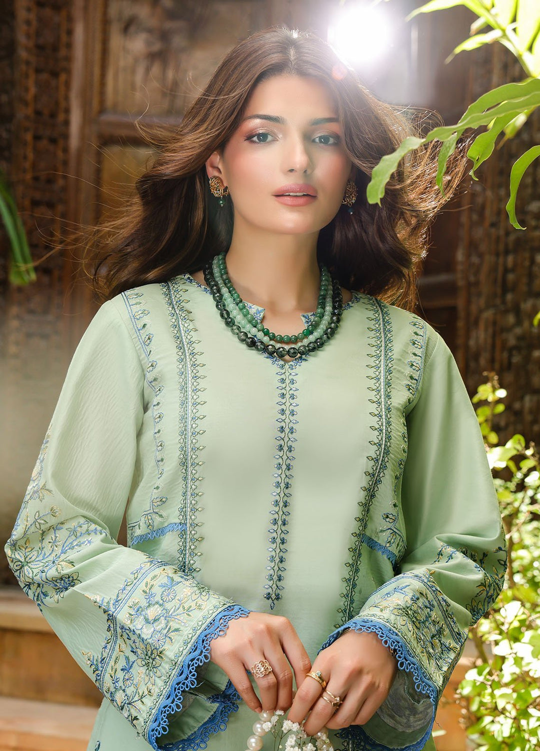 Lovent by Sahane Pret Embroidered Lawn 2 Piece Suit ME23003 Zoe
