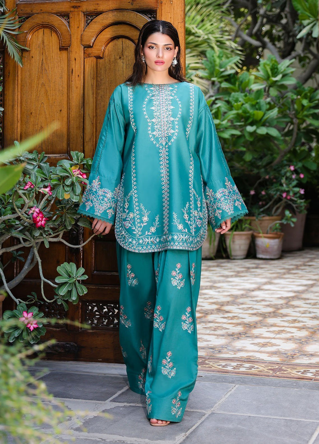 Lovent by Sahane Pret Embroidered Lawn 3 Piece Suit ME23009 Verdelia