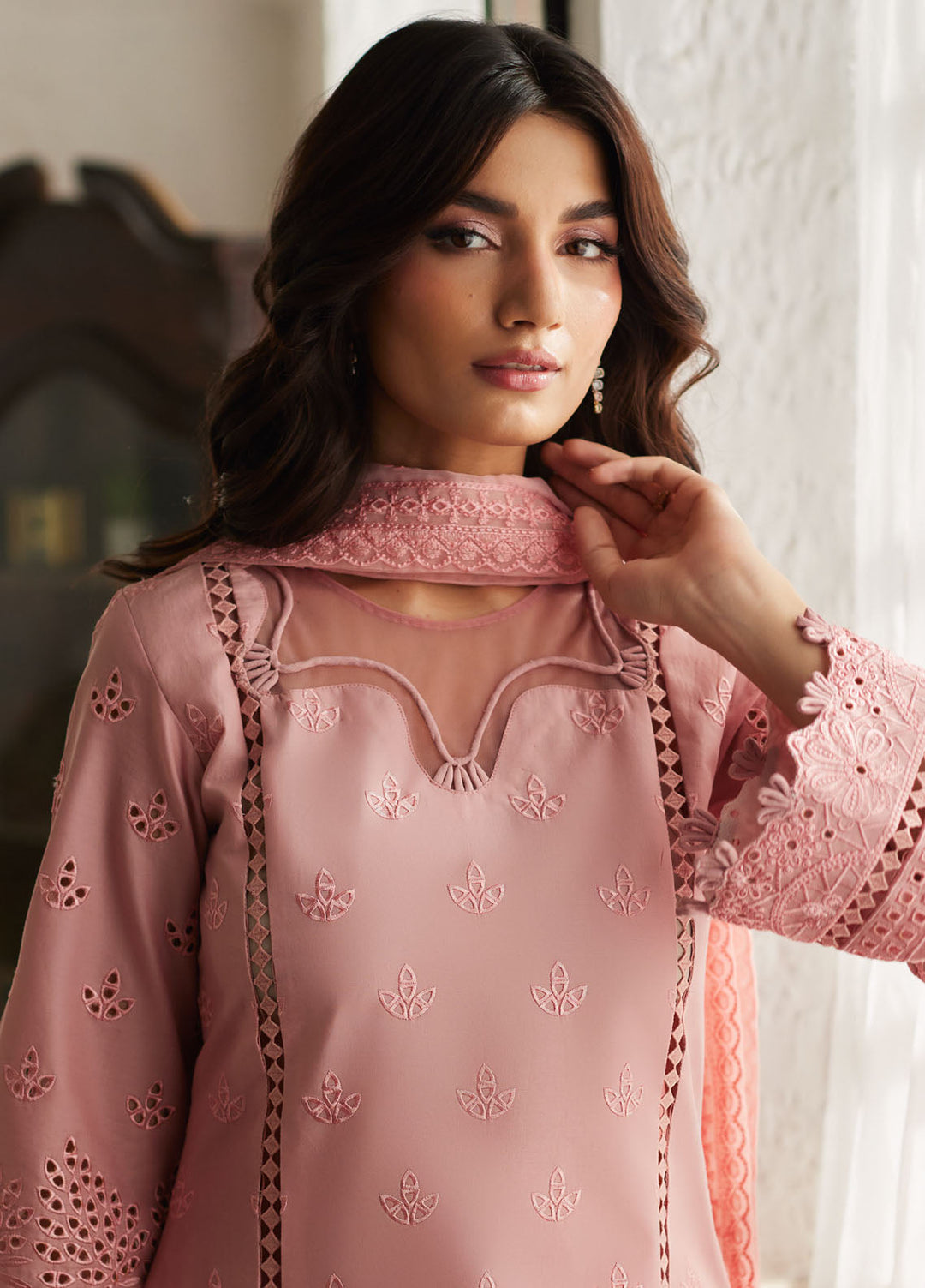 Lumiere by Gulaal Chikankari Lawn Suits Unstitched 3 Piece GL25LC D-01 Zerin - Summer Collection