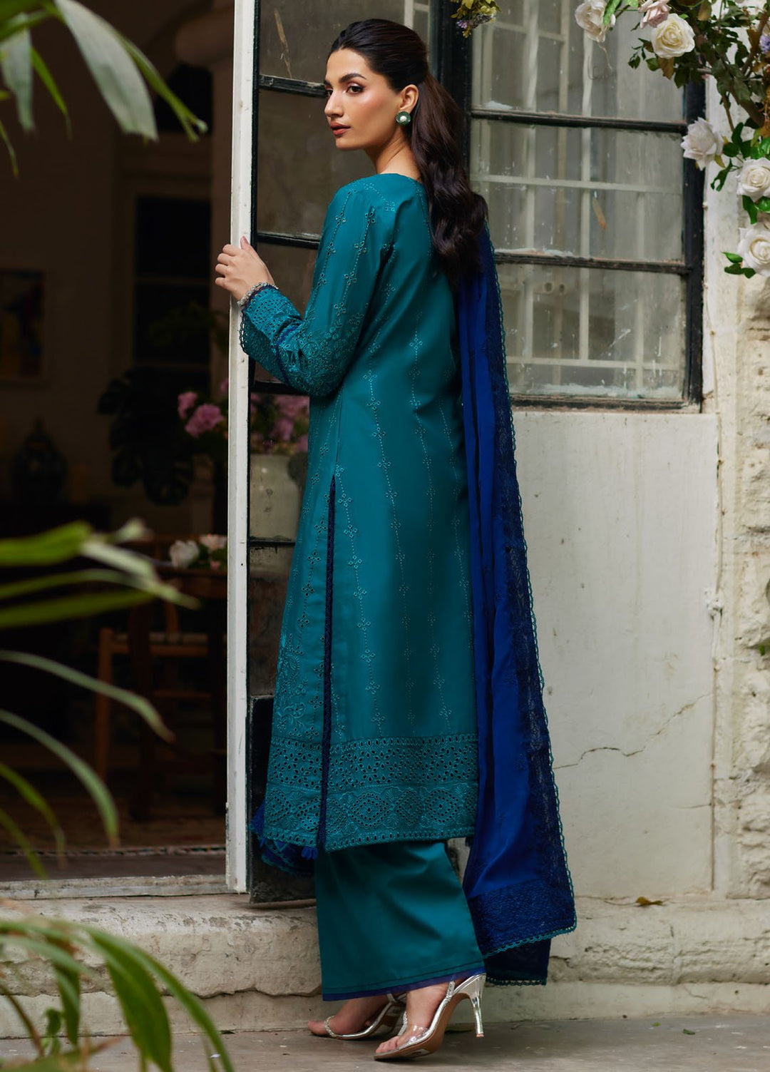 Lumiere by Gulaal Chikankari Lawn Suits Unstitched 3 Piece GL25LC D-04 Azura - Summer Collection