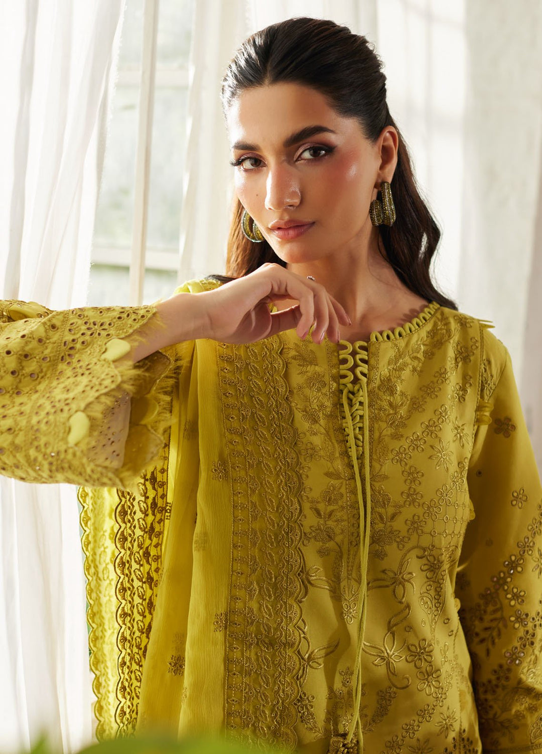 Lumiere by Gulaal Chikankari Lawn Suits Unstitched 3 Piece GL25LC D-05 Aurelia - Summer Collection