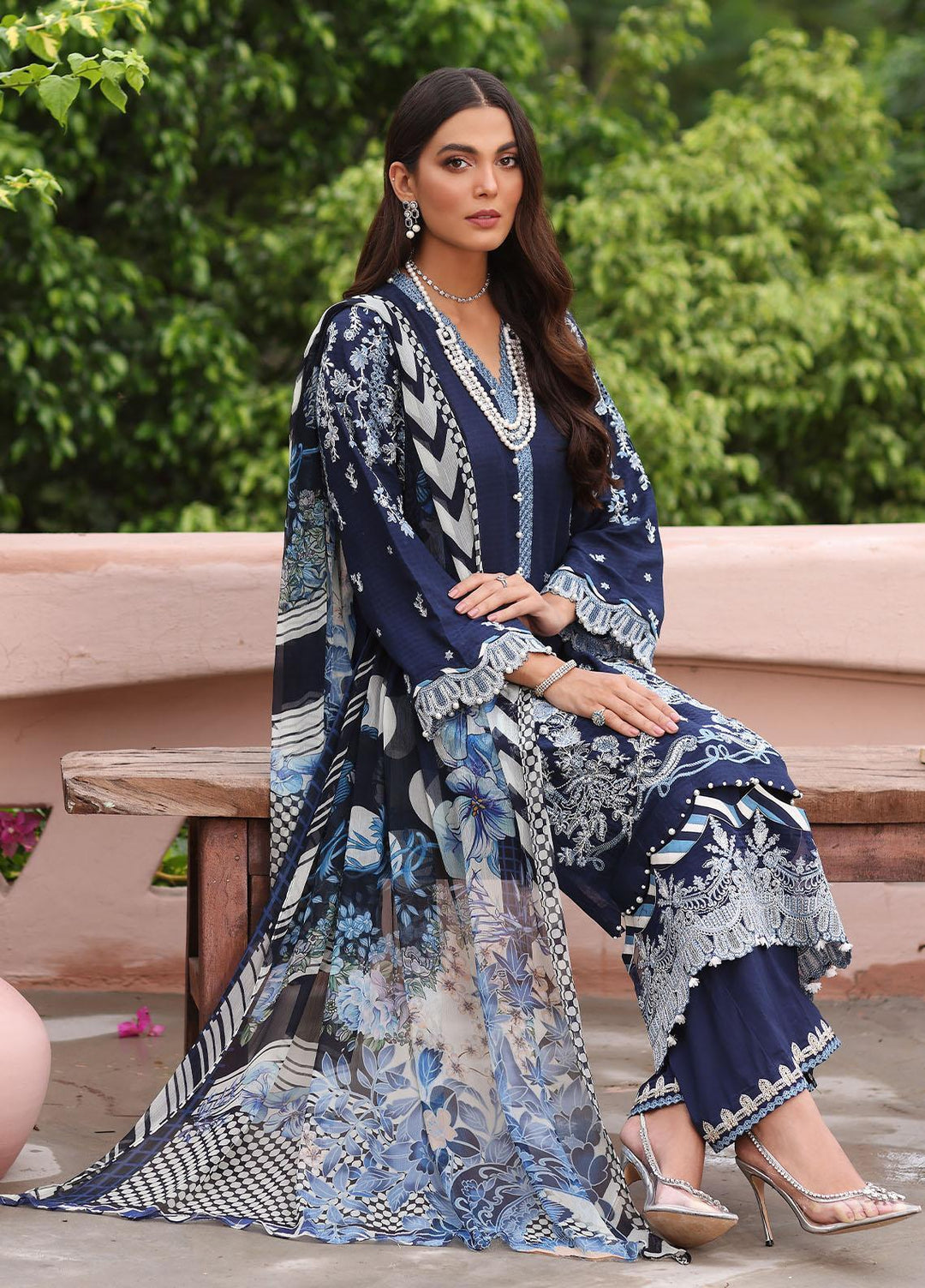 Luxe By Elaf Embroidered Lawn Suits Unstitched 3 Piece EF23LX ELJ-04B Amuse Me - Luxury Collection