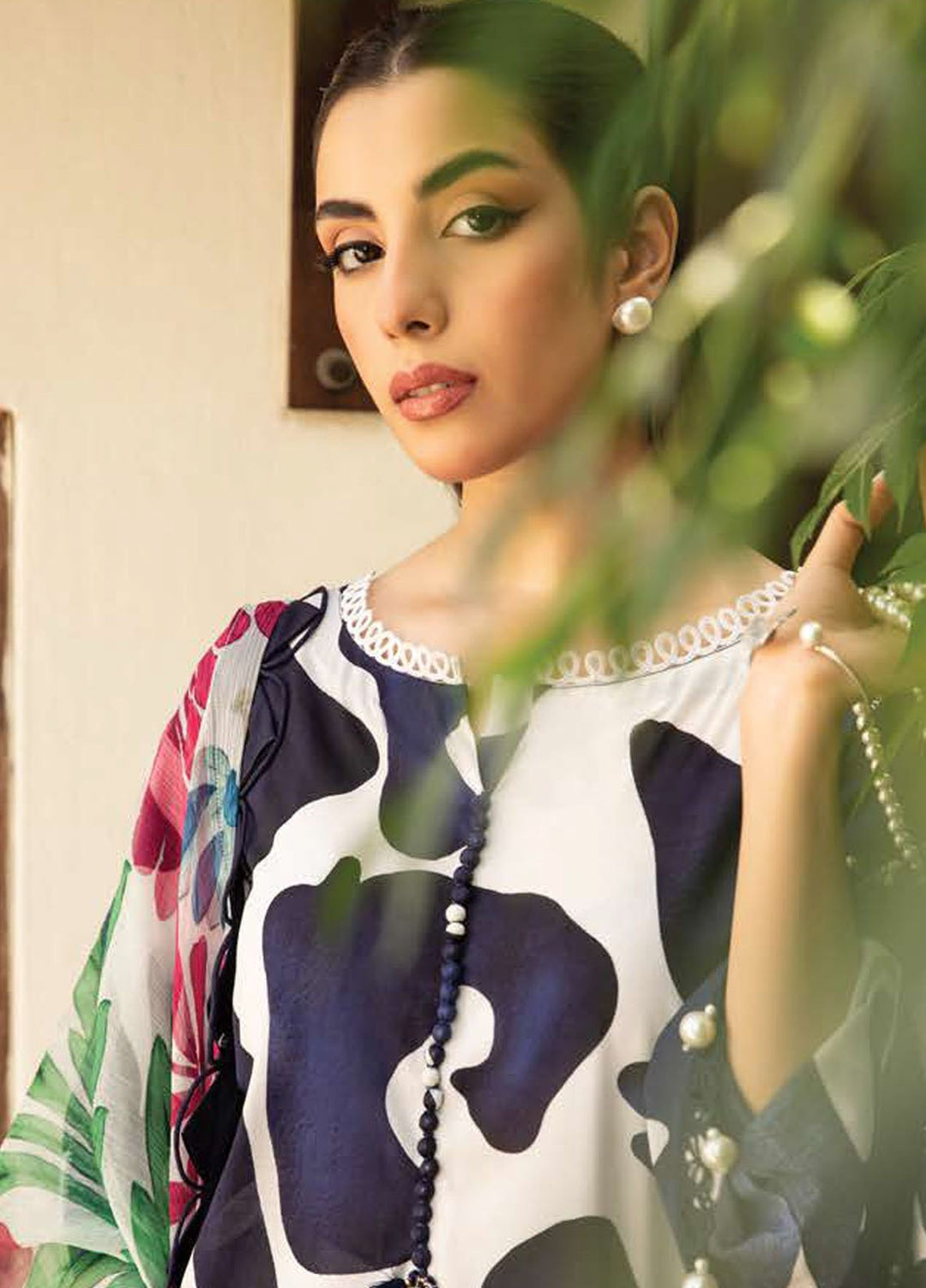 M Basic by Maria B Embroidered Lawn Suits Unstitched 3 Piece MB25EE D-05 B - Summer Collection