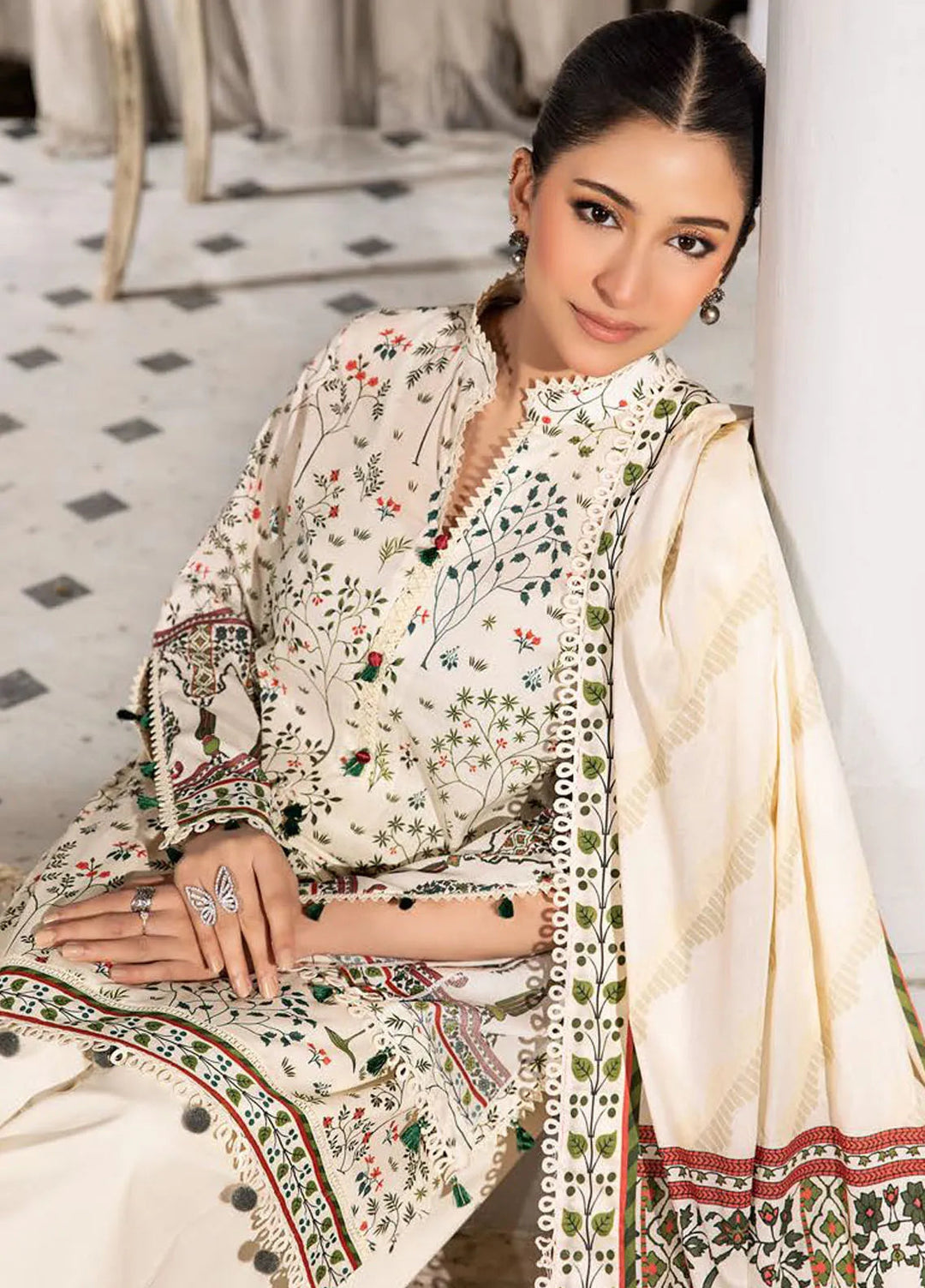 M basic Elaheh by Maria B Printed Lawn Suit Unstitched 3 Piece MB25EM D-02 - Summer Collection