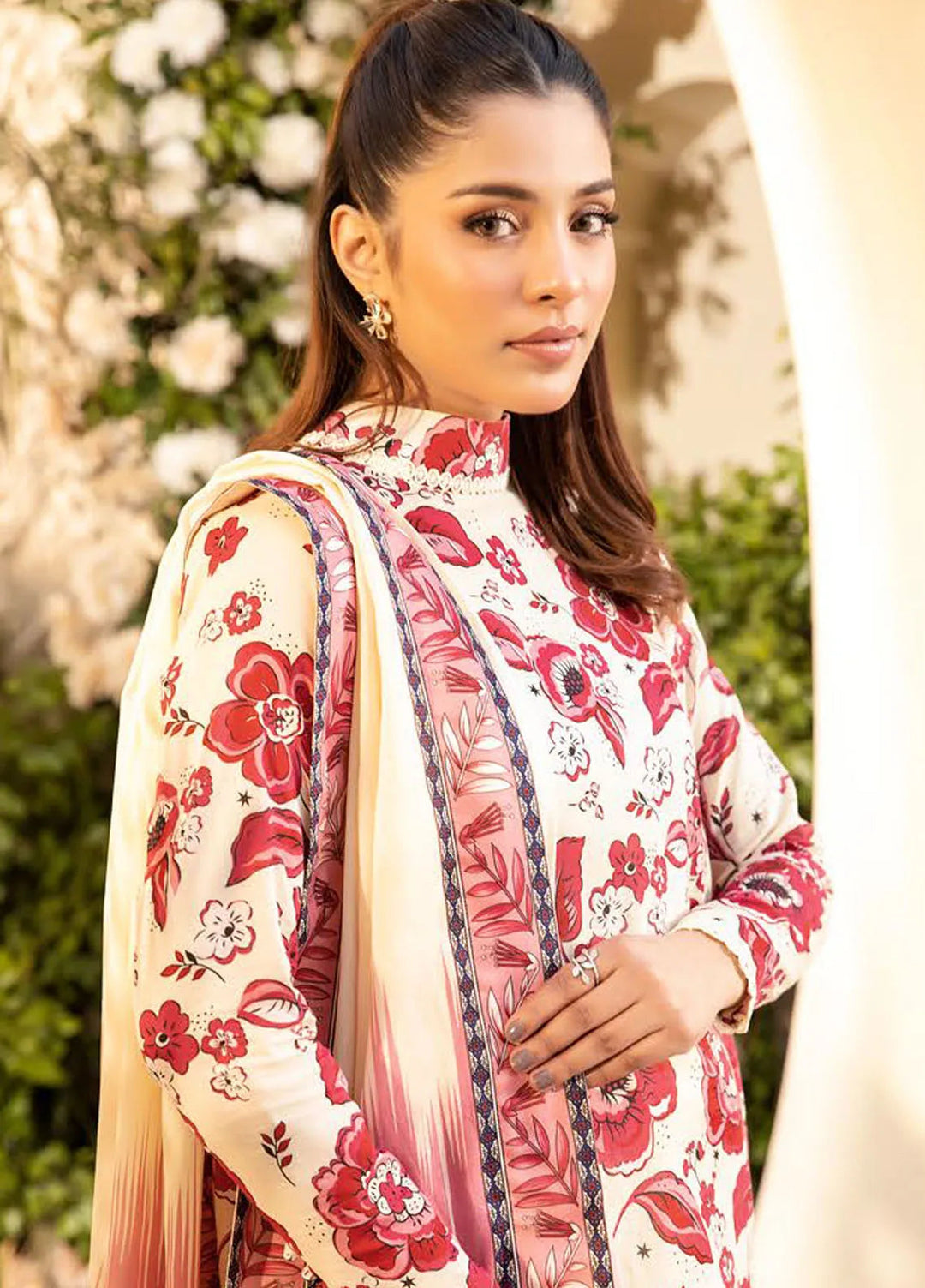 M basic Elaheh by Maria B Printed Lawn Suit Unstitched 3 Piece MB25EM D-03 - Summer Collection