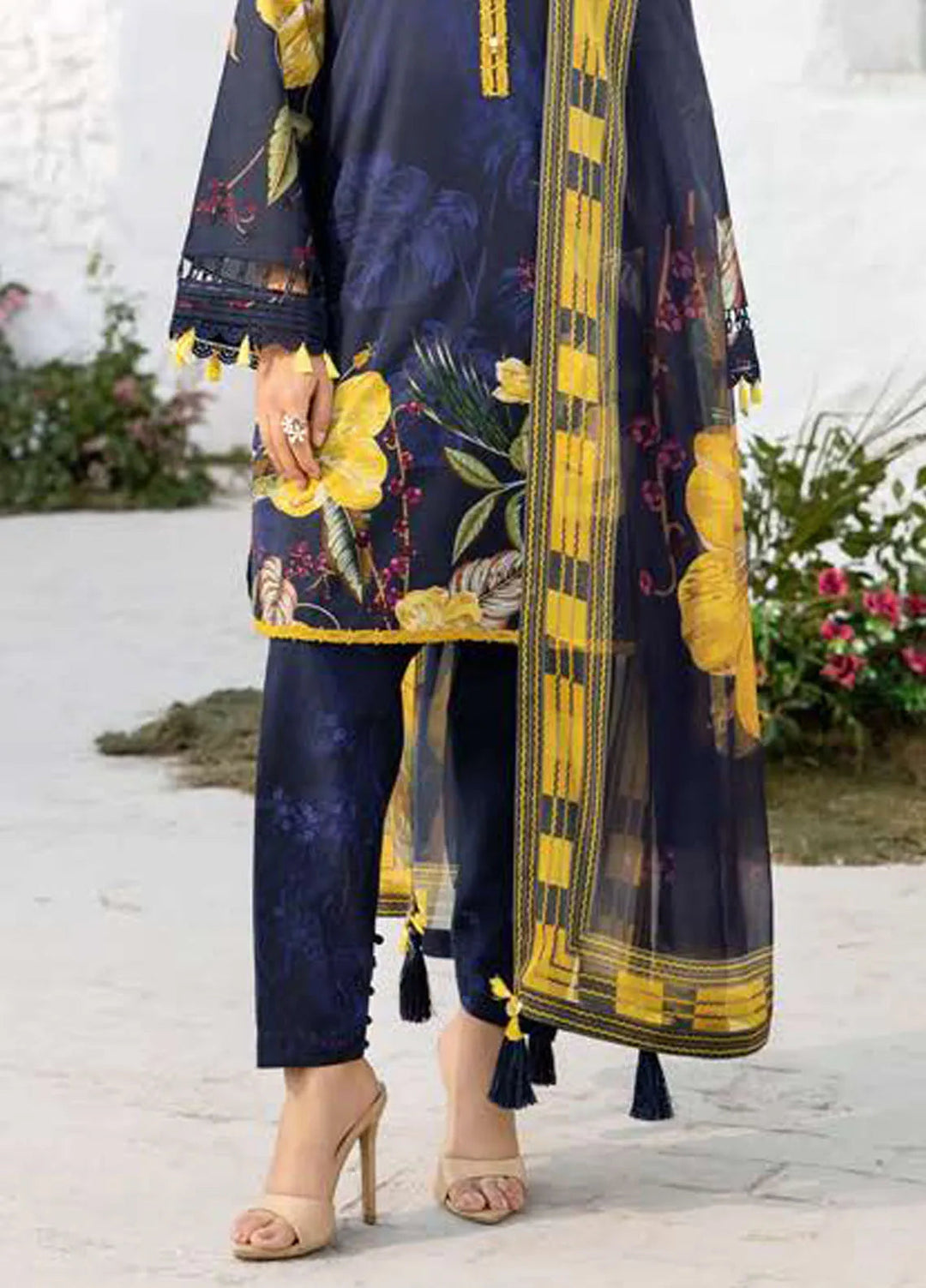 M Basics by Maria B Printed Lawn Suit Unstitched 3 Piece MB25BL D-10B - Summer Collection
