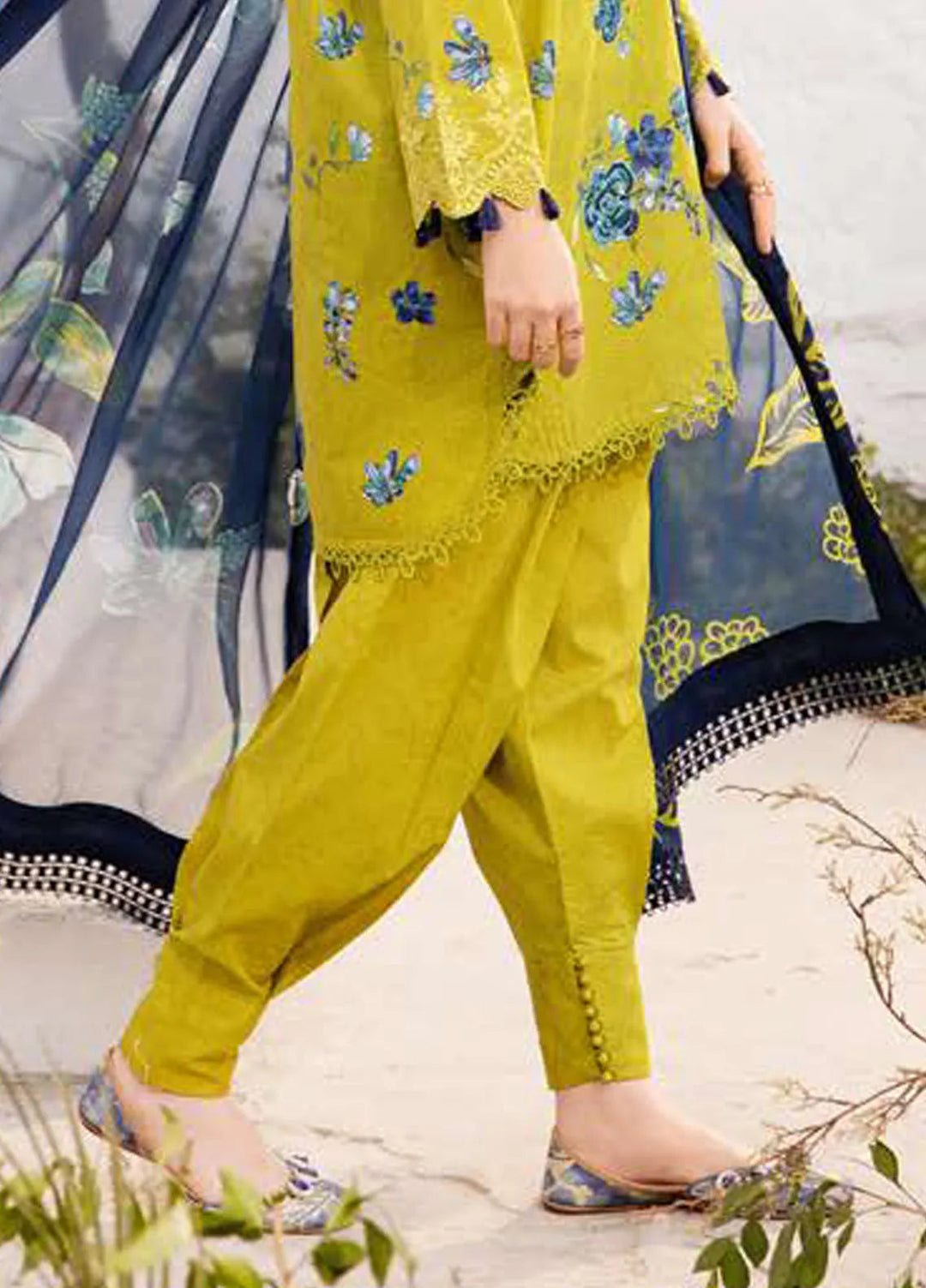 M Basics by Maria B Printed Lawn Suit Unstitched 3 Piece MB25BL D-2A - Summer Collection