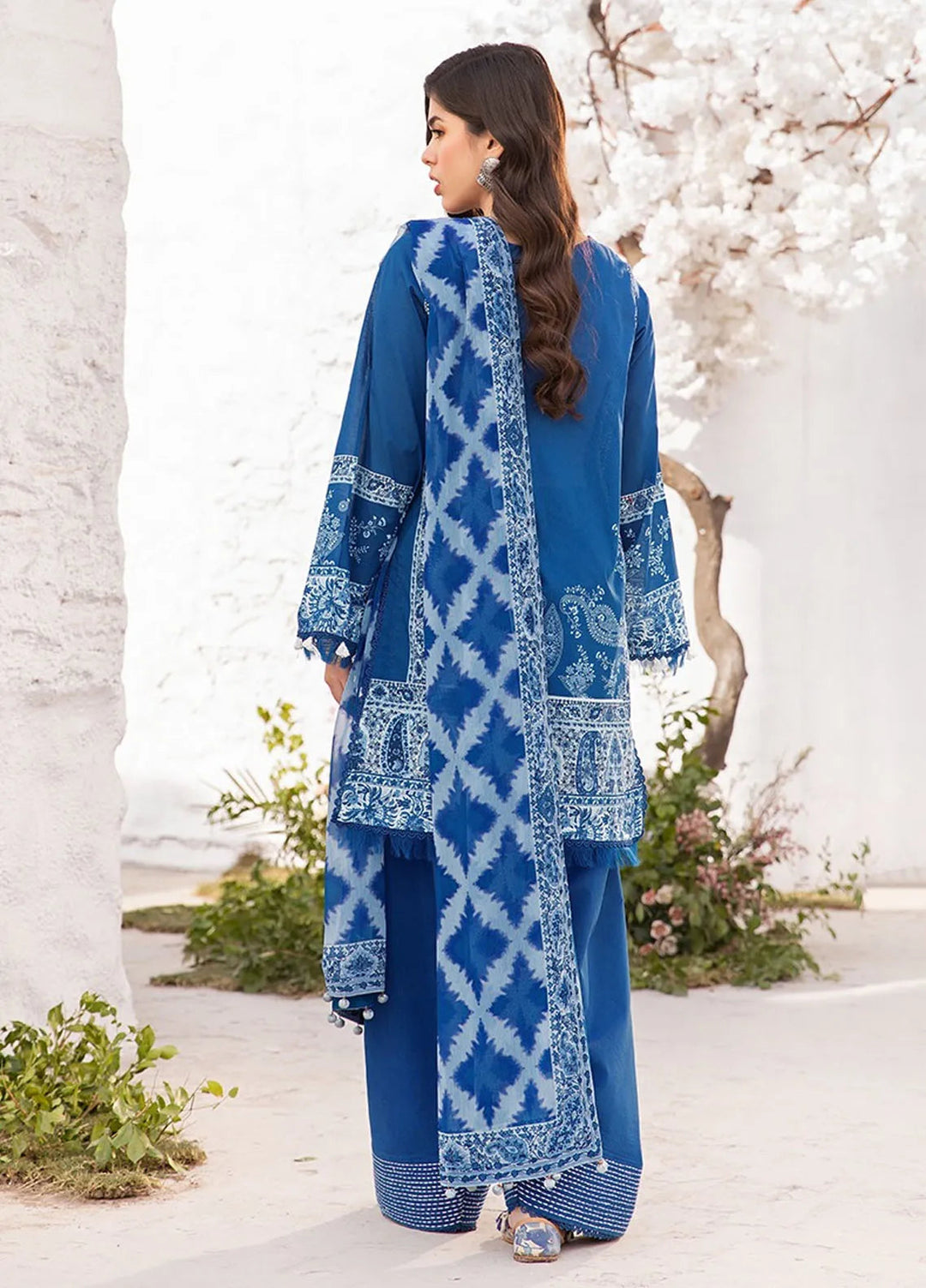 M Basics by Maria B Printed Lawn Suit Unstitched 3 Piece MB25BL D-3B - Summer Collection