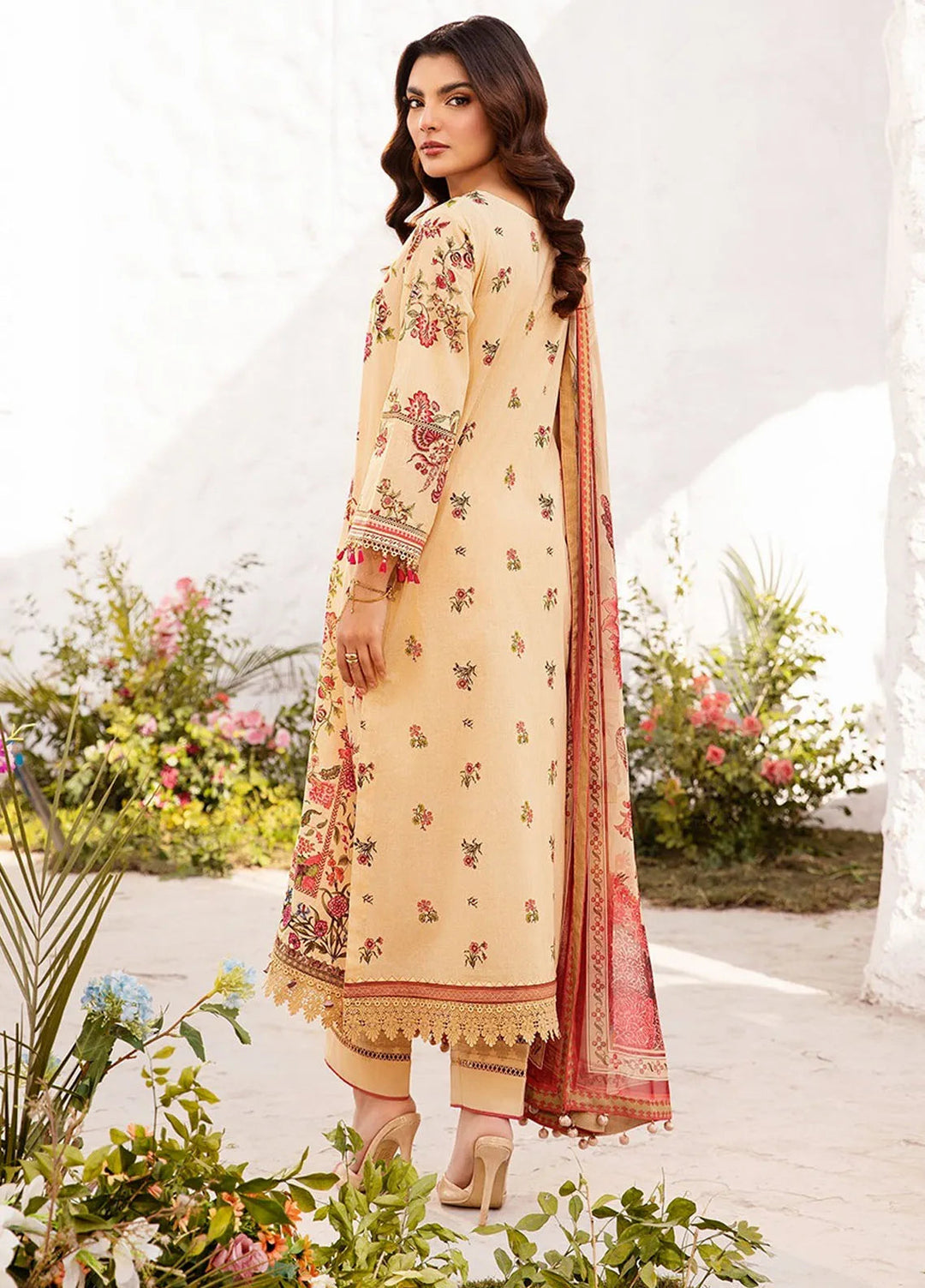 M Basics by Maria B Printed Lawn Suit Unstitched 3 Piece MB25BL D-5A - Summer Collection