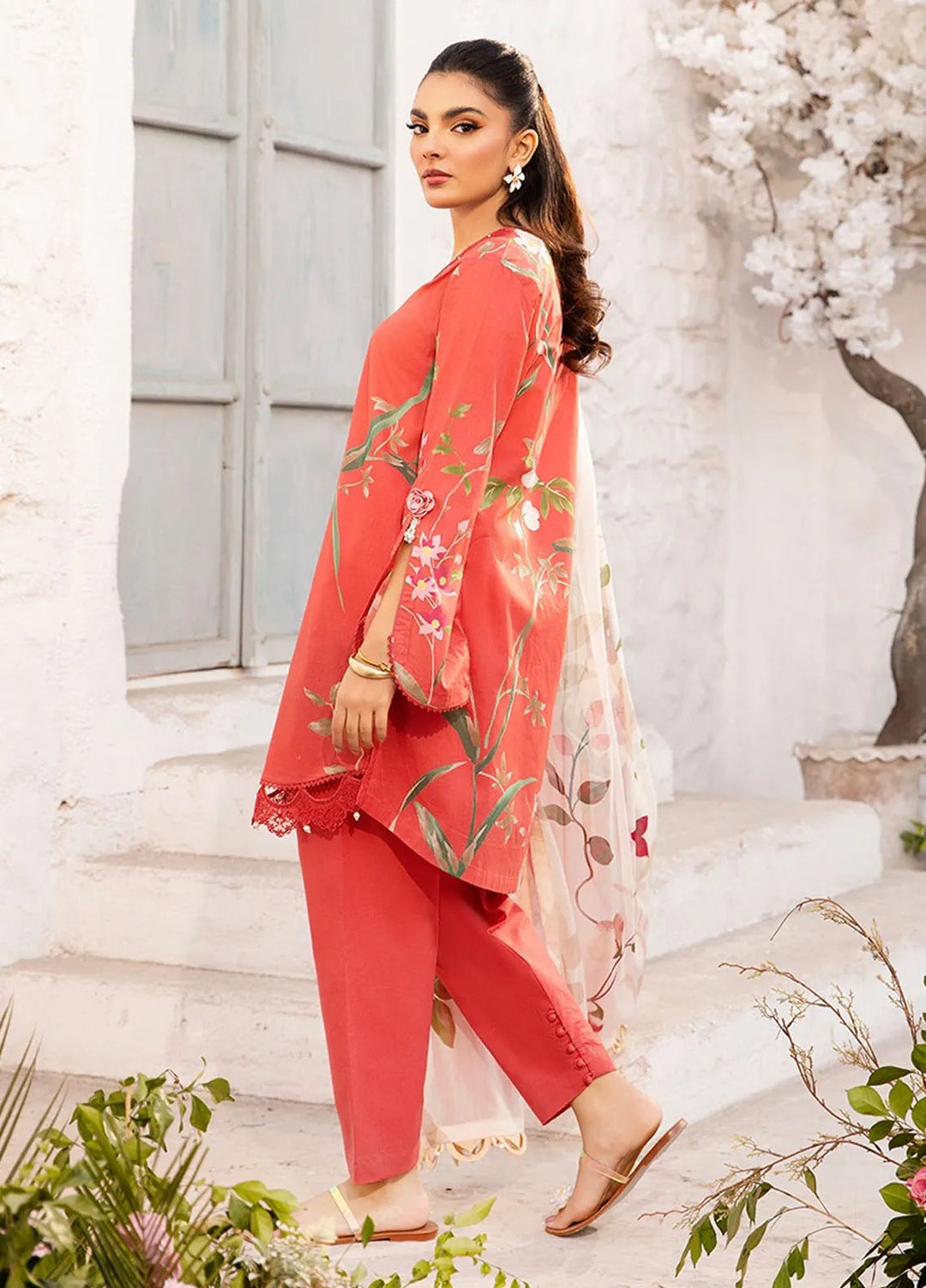 M Basics by Maria B Printed Lawn Suit Unstitched 3 Piece MB25BL D-7B - Summer Collection