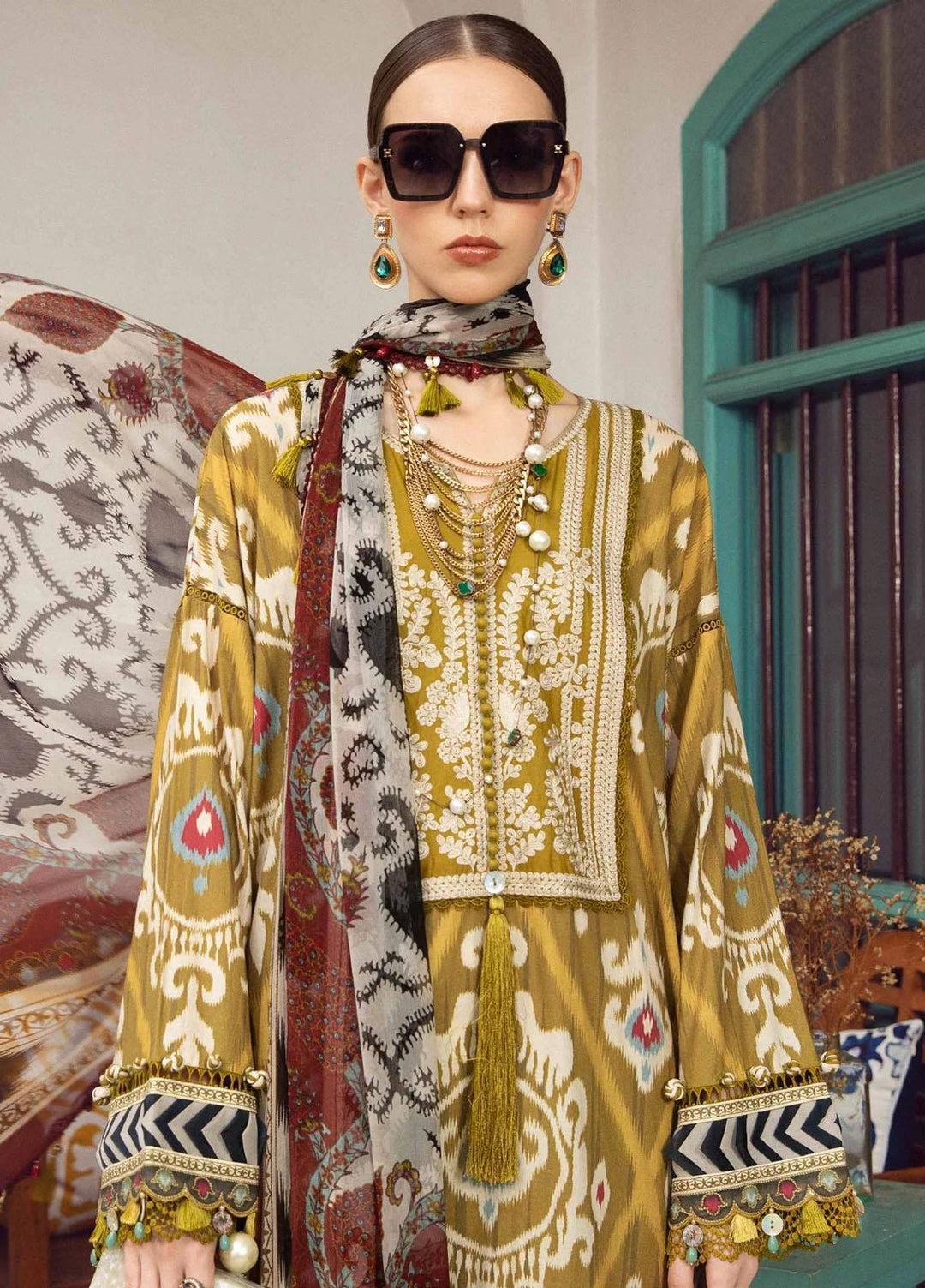 M Prints By Maria B Embroidered Cambric Suits Unstitched 3 Piece MB23MPFE 4A - Winter Collection