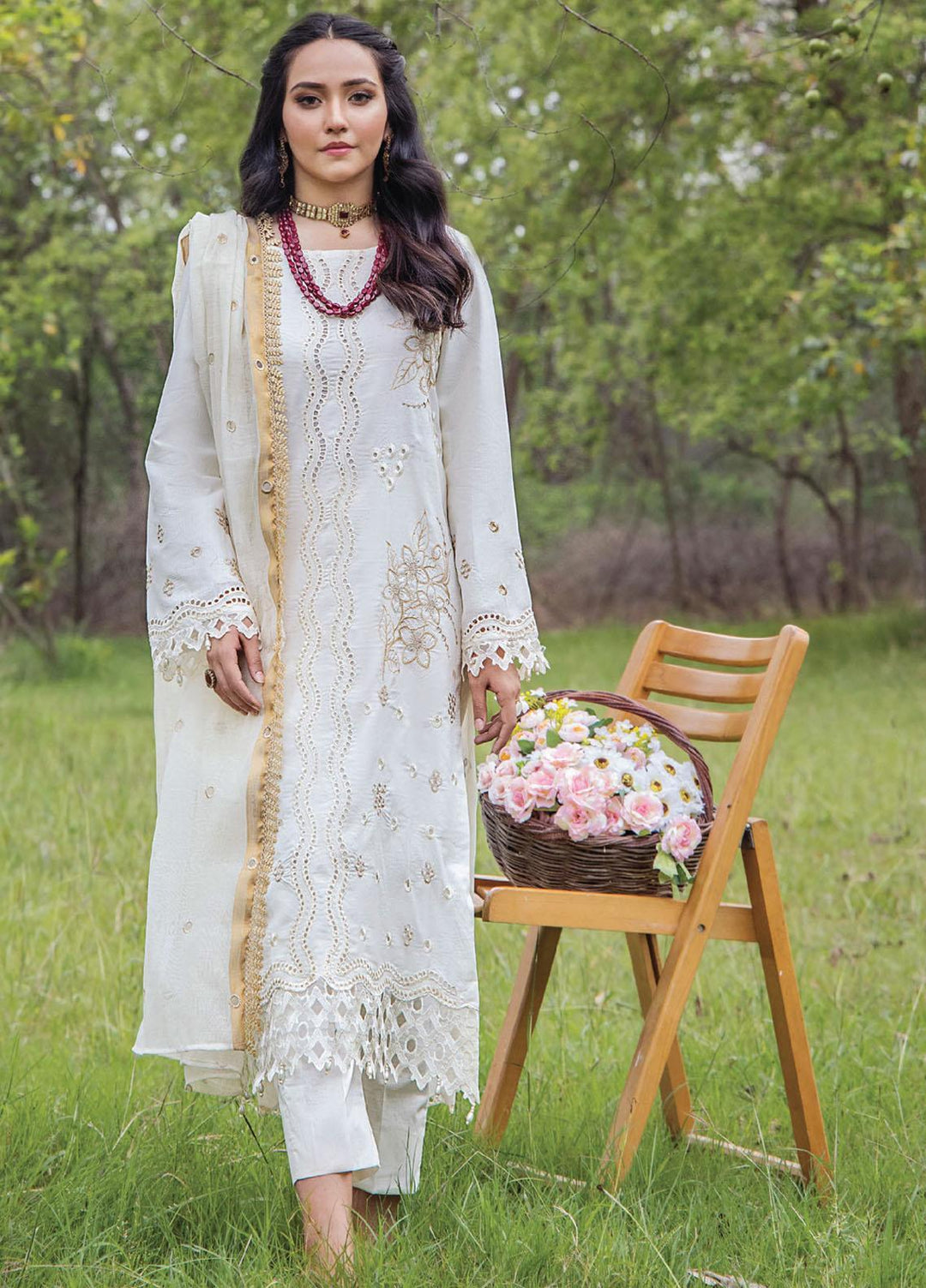 Maah Rukh By Humdum Embroidered Lawn Suits Unstitched 3 Piece HD23MR D-07 - Summer Collection