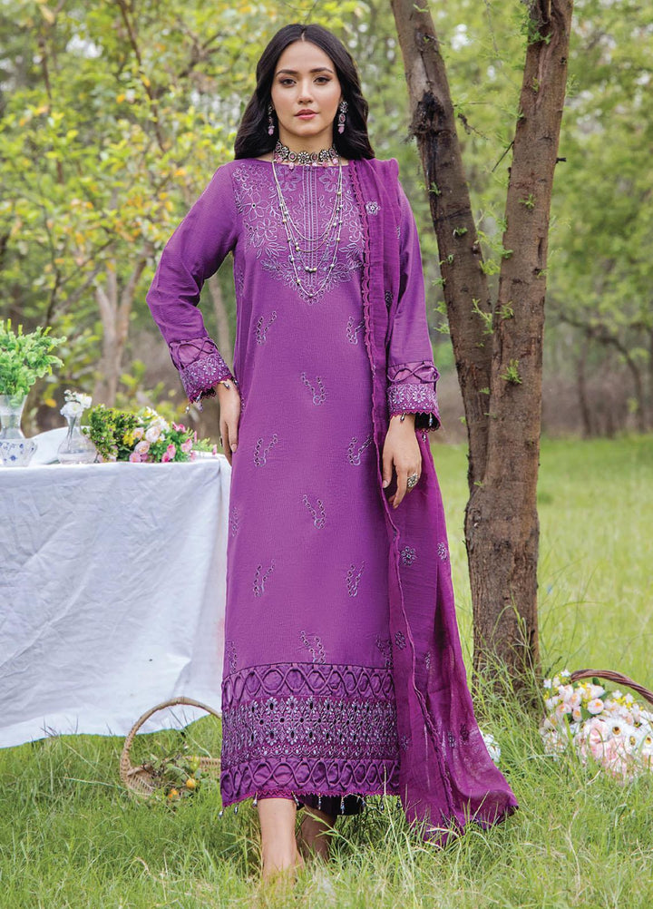 Maah Rukh By Humdum Embroidered Lawn Suits Unstitched 3 Piece HD23MR D-08 - Summer Collection