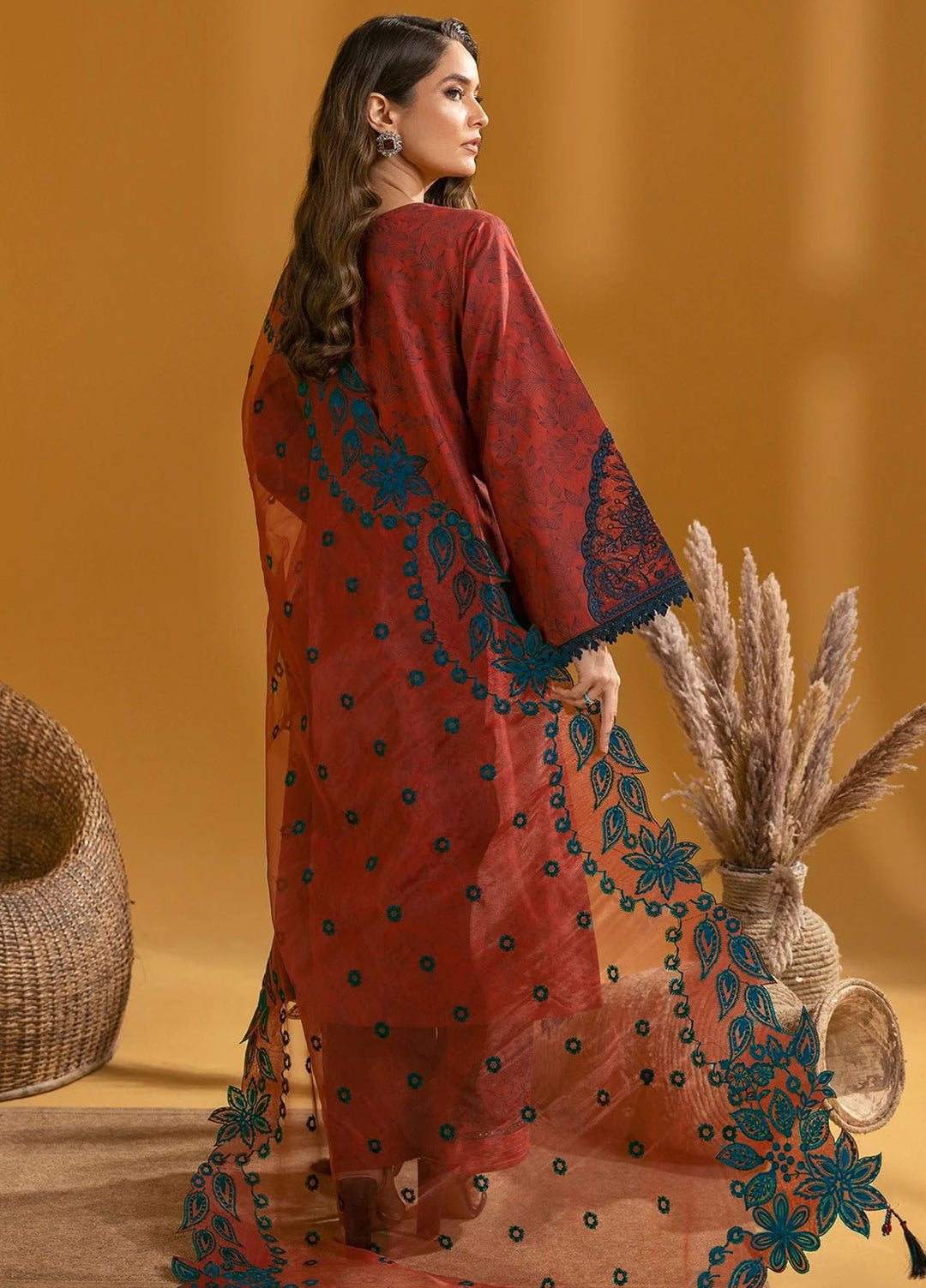 Maahi by Alizeh Fashion Embroidered Lawn Suits Unstitched 3 Piece AFB24M D-08 Mira - Summer Collection