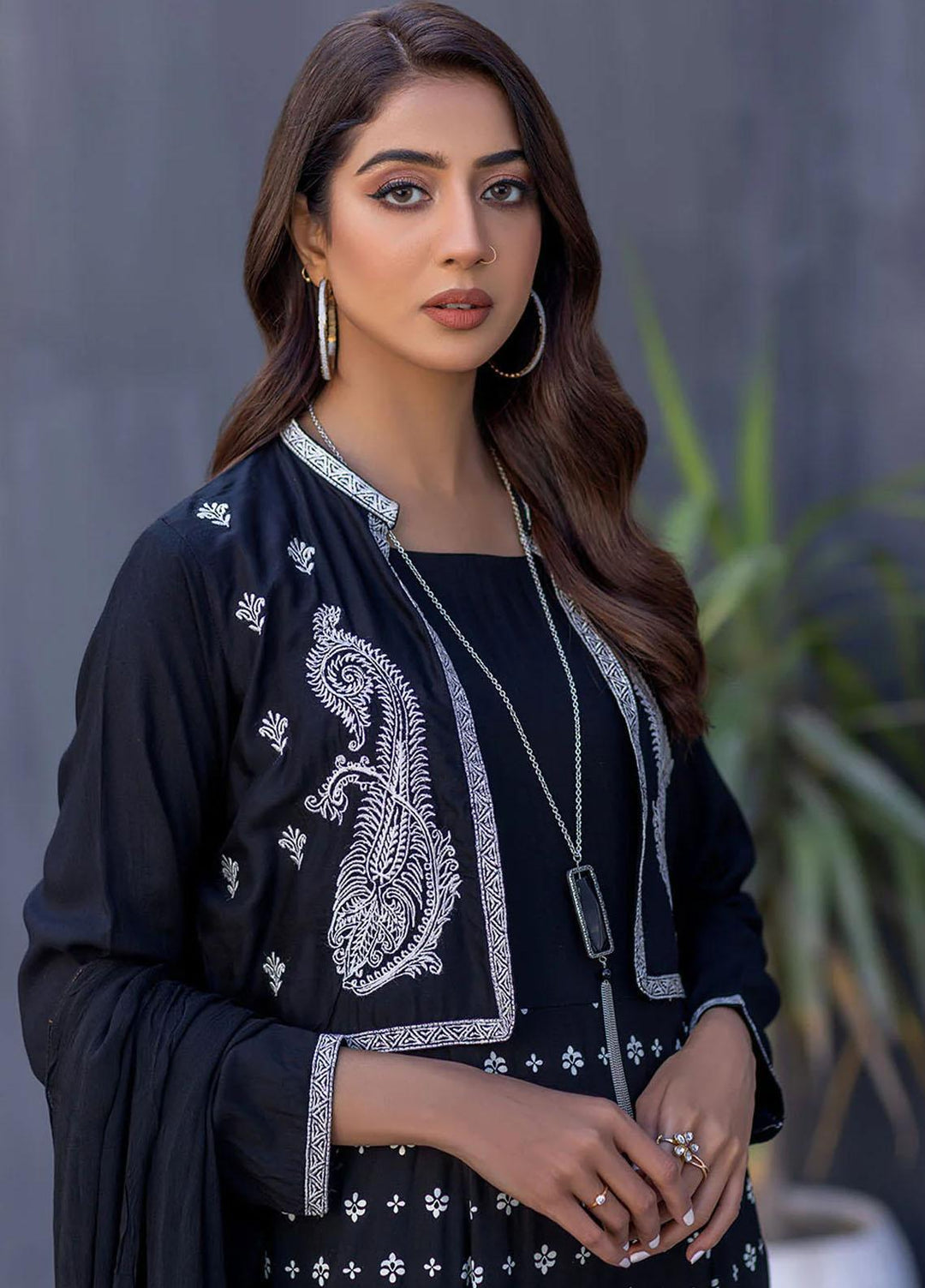 Madame Luxury Pret  Linen 3 Piece Suit 2562