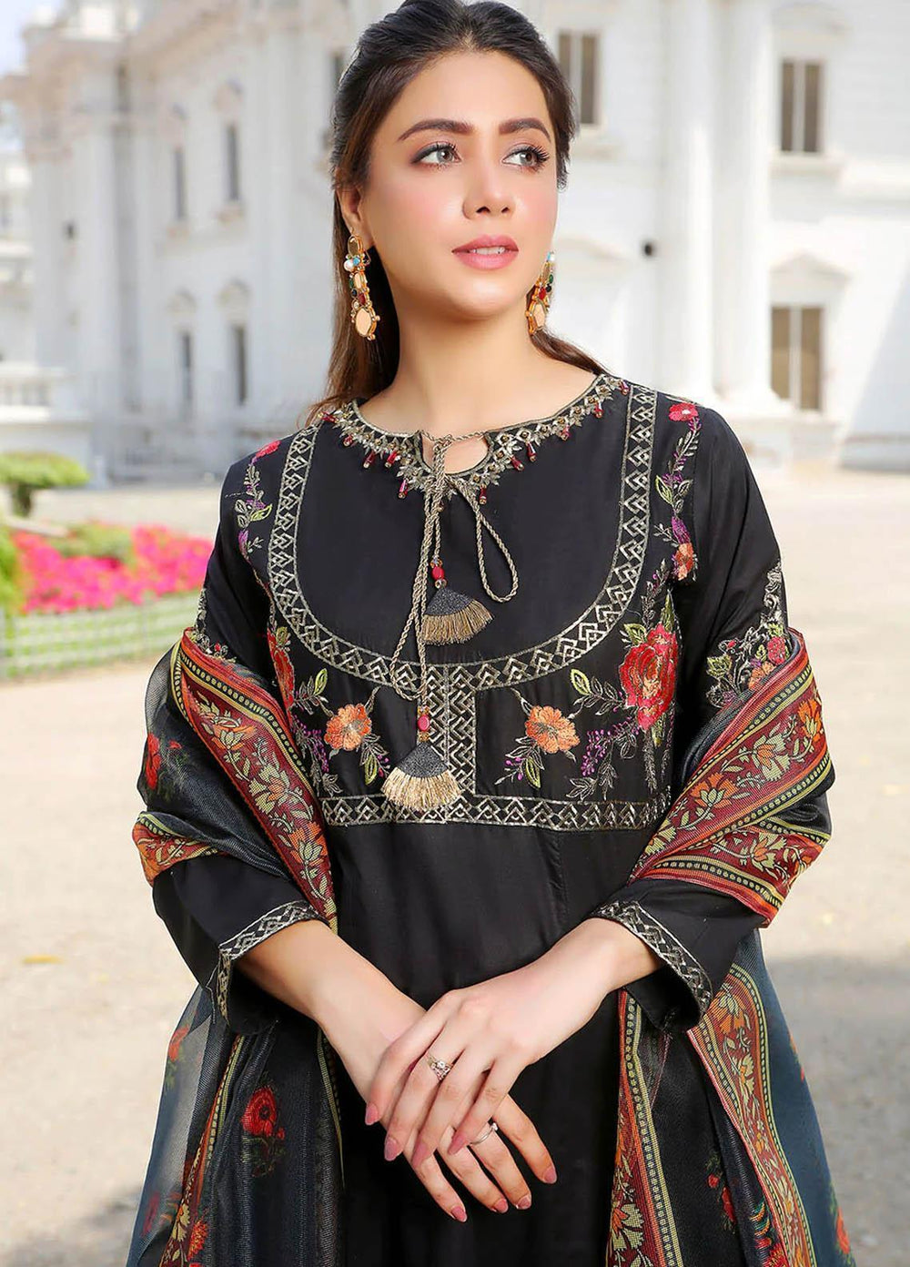 Madame Pret Eid Collection 2022 Pret Embroidered Lawn 3 Piece MDM22PE 2488