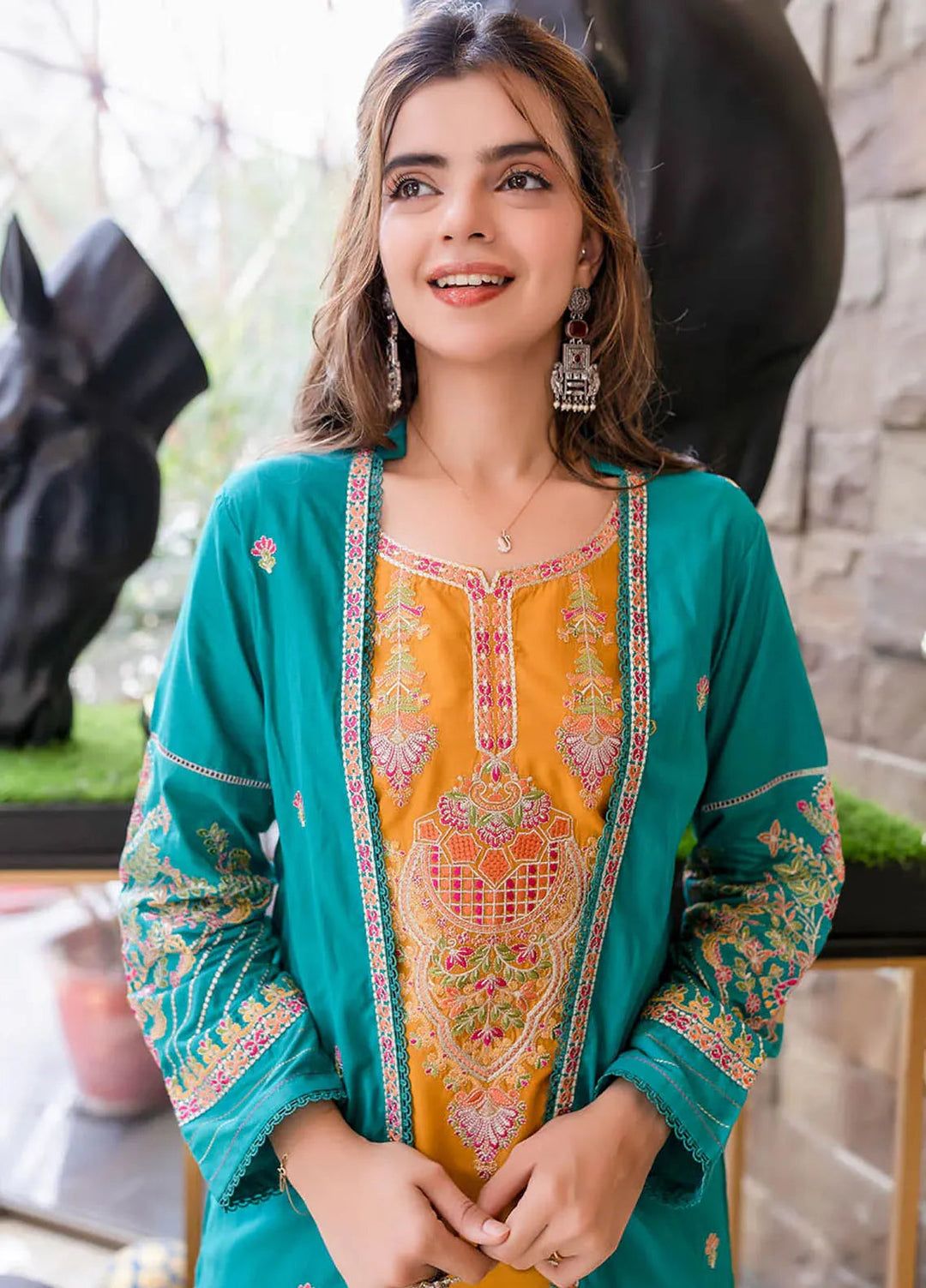 Madame Pret Embroidered Cotton Lawn 3 Piece 2693