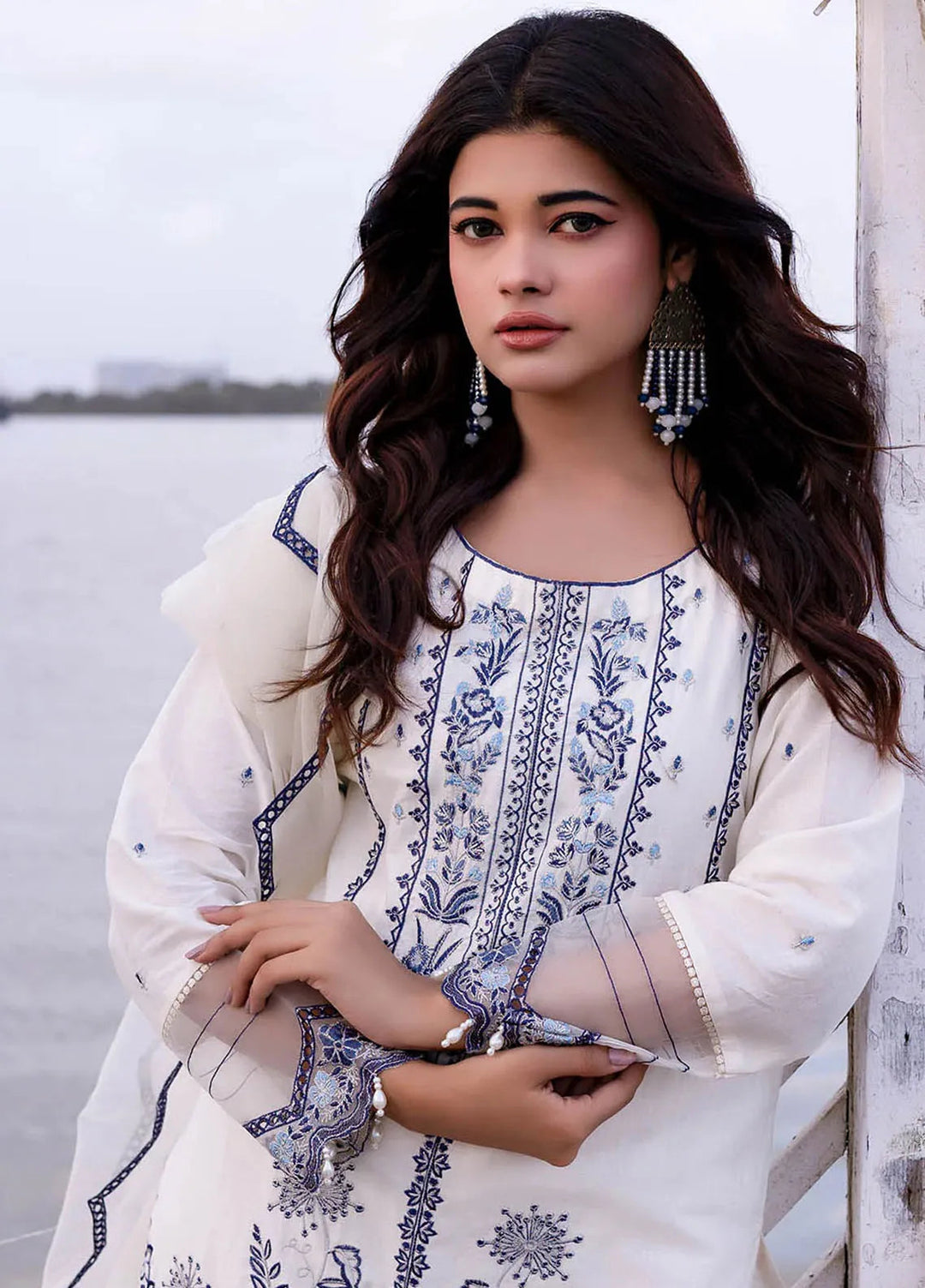 Madame Pret Embroidered Cotton Lawn 3 Piece 2698