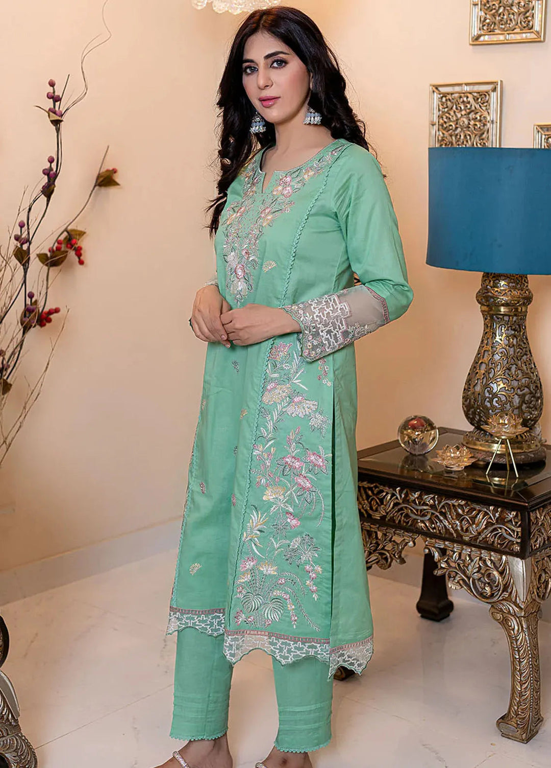 Madame Pret Embroidered Cotton Lawn 3 Piece 2704