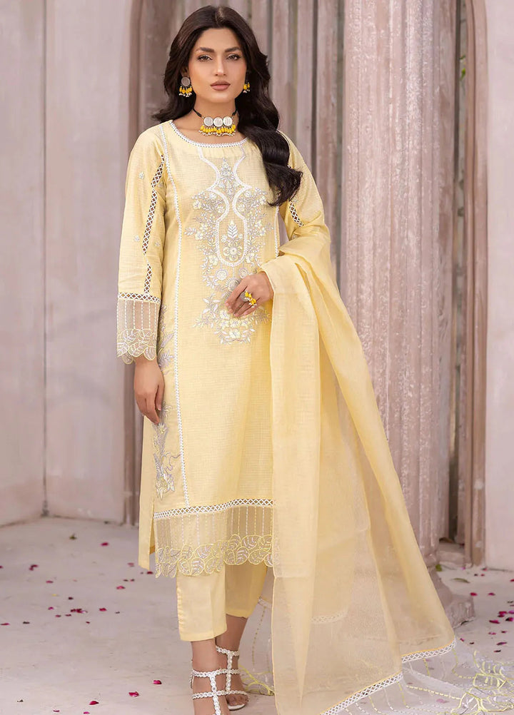 Madame Pret Embroidered Lawn 3 Piece 2706