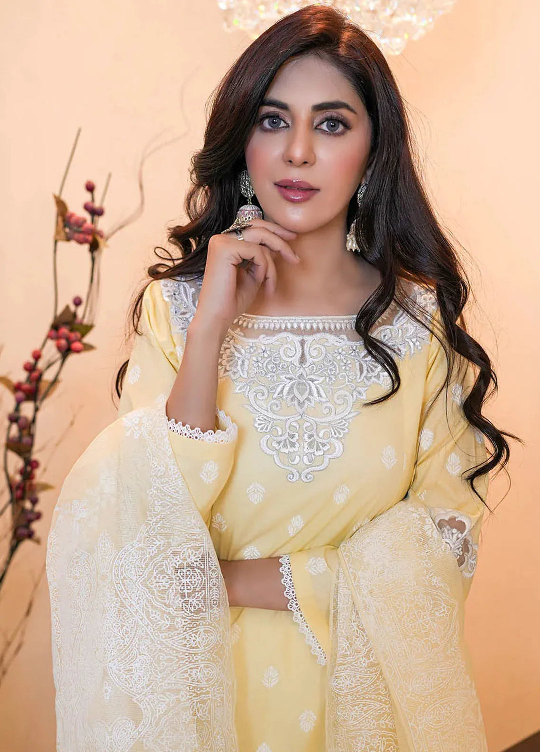 Madame Pret Embroidered Lawn 3 Piece 2709