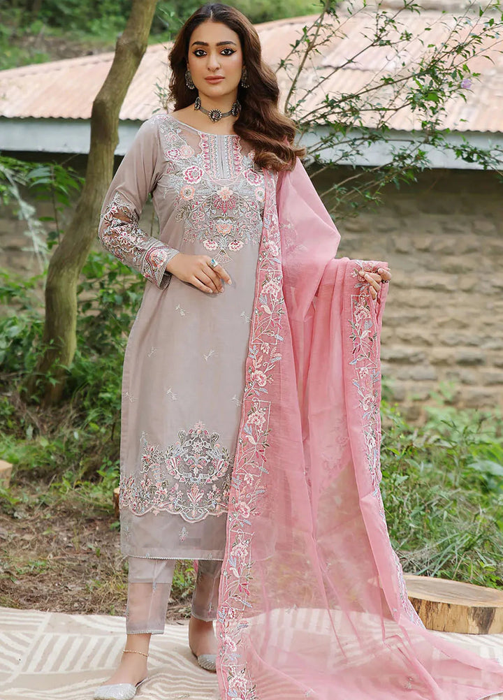 Madame Pret Embroidered Lawn 3 Piece 2718