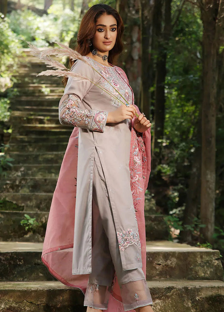 Madame Pret Embroidered Lawn 3 Piece 2718