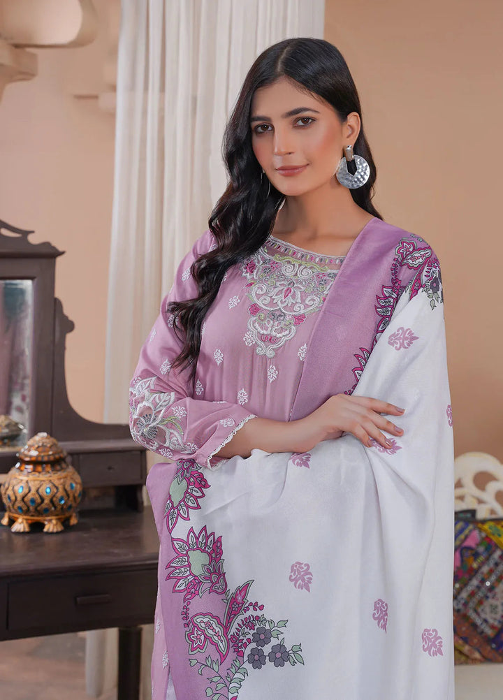 Madame Pret Embroidered Linen 3 Piece Suit 7033