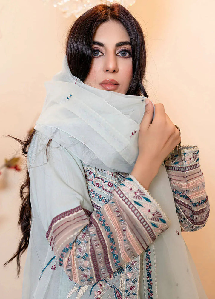 Madame Pret Embroidered Organza 4 Piece 2696