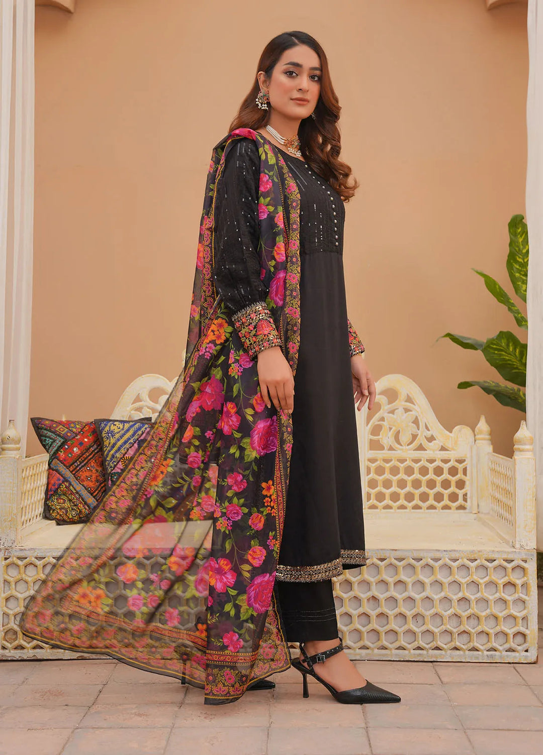 Madame Pret Embroidered Viscose 3 Piece Suit 7032