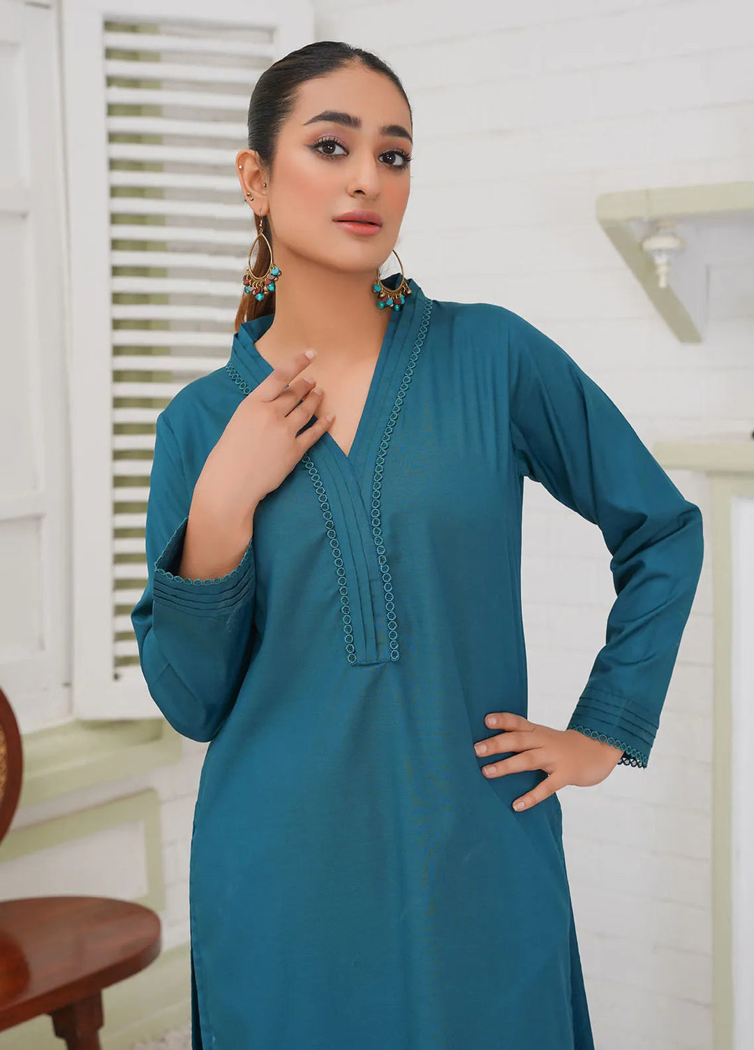 Madame Pret Solid 2 Piece Suit 2725