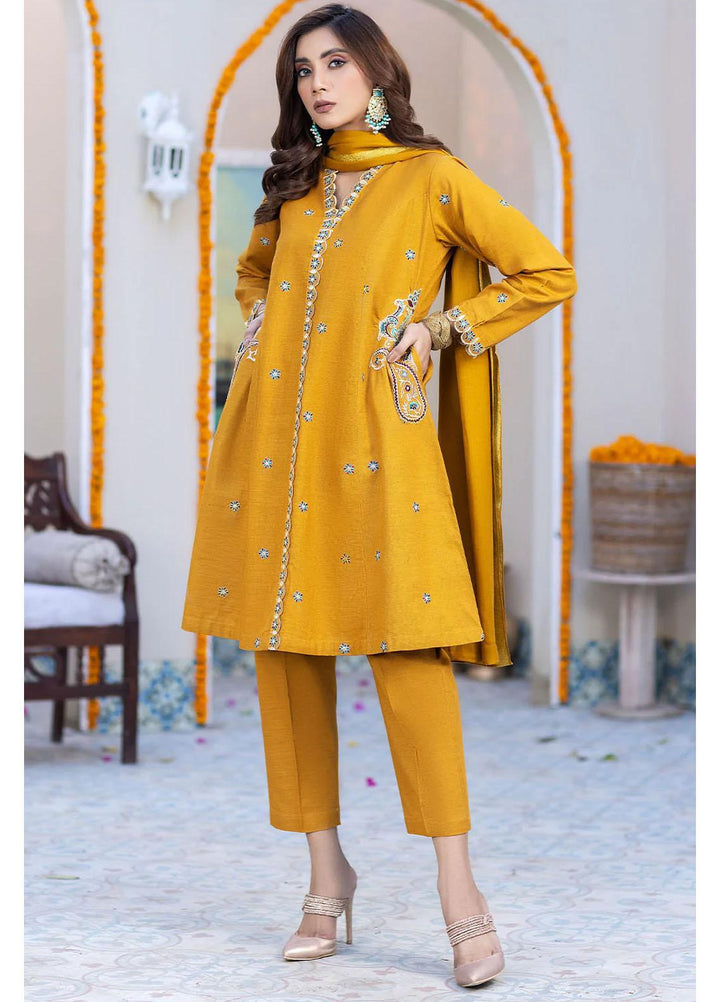 Madame Luxury Pret  Khaddar 3 Piece Suit 2545