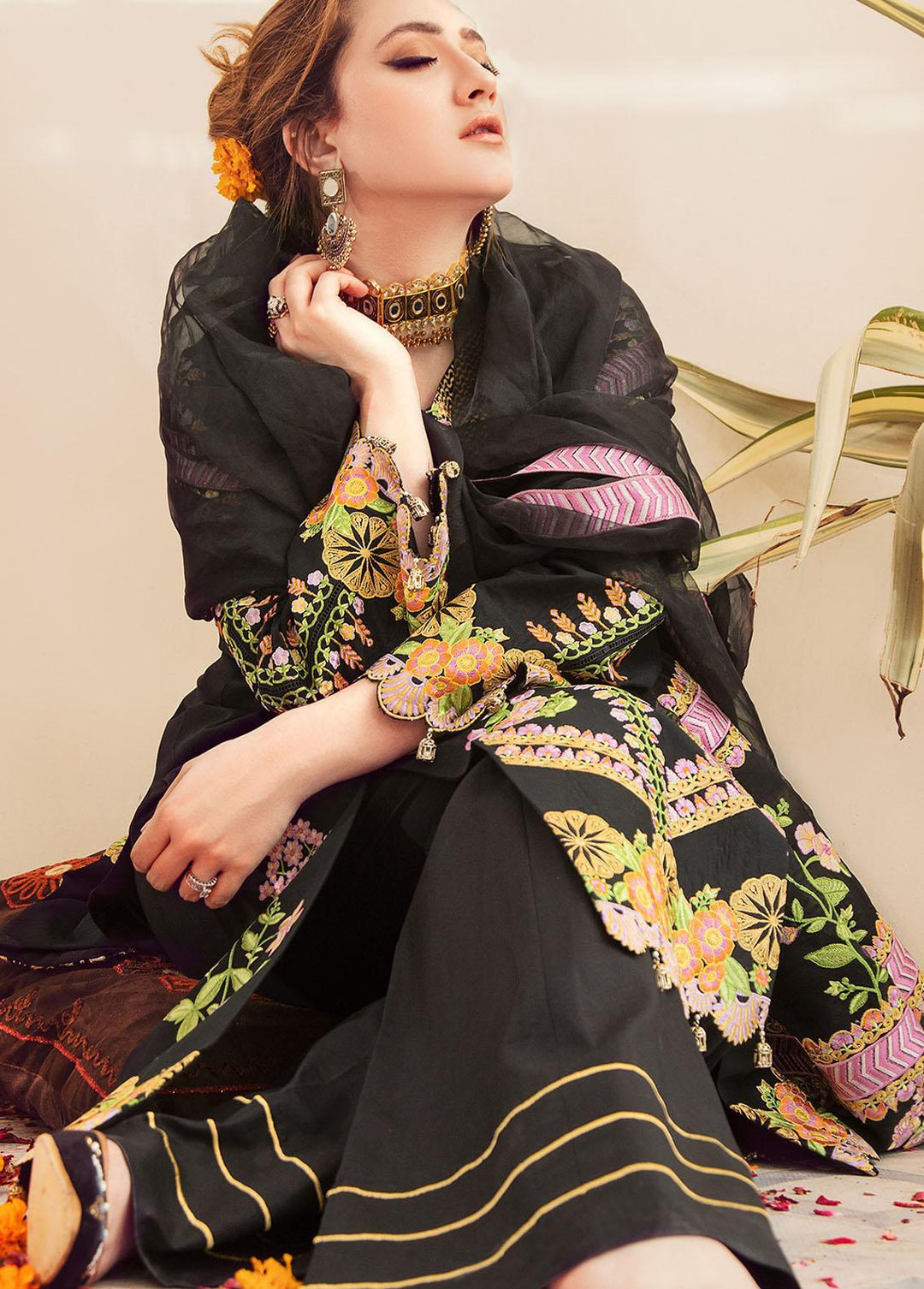 Mah-Pari By Surmai Embroidered Lawn Suits Unstitched 3 Piece SUR21M 10 Laila - Summer Collection
